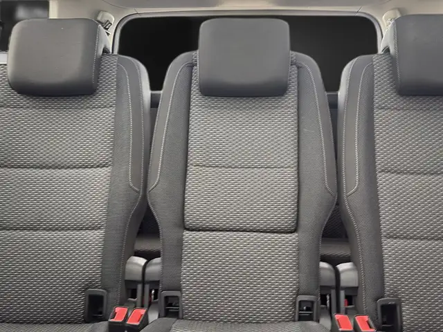 Volkswagen Touran view 21