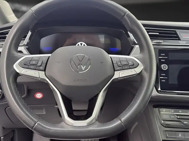 Volkswagen Touran view 15