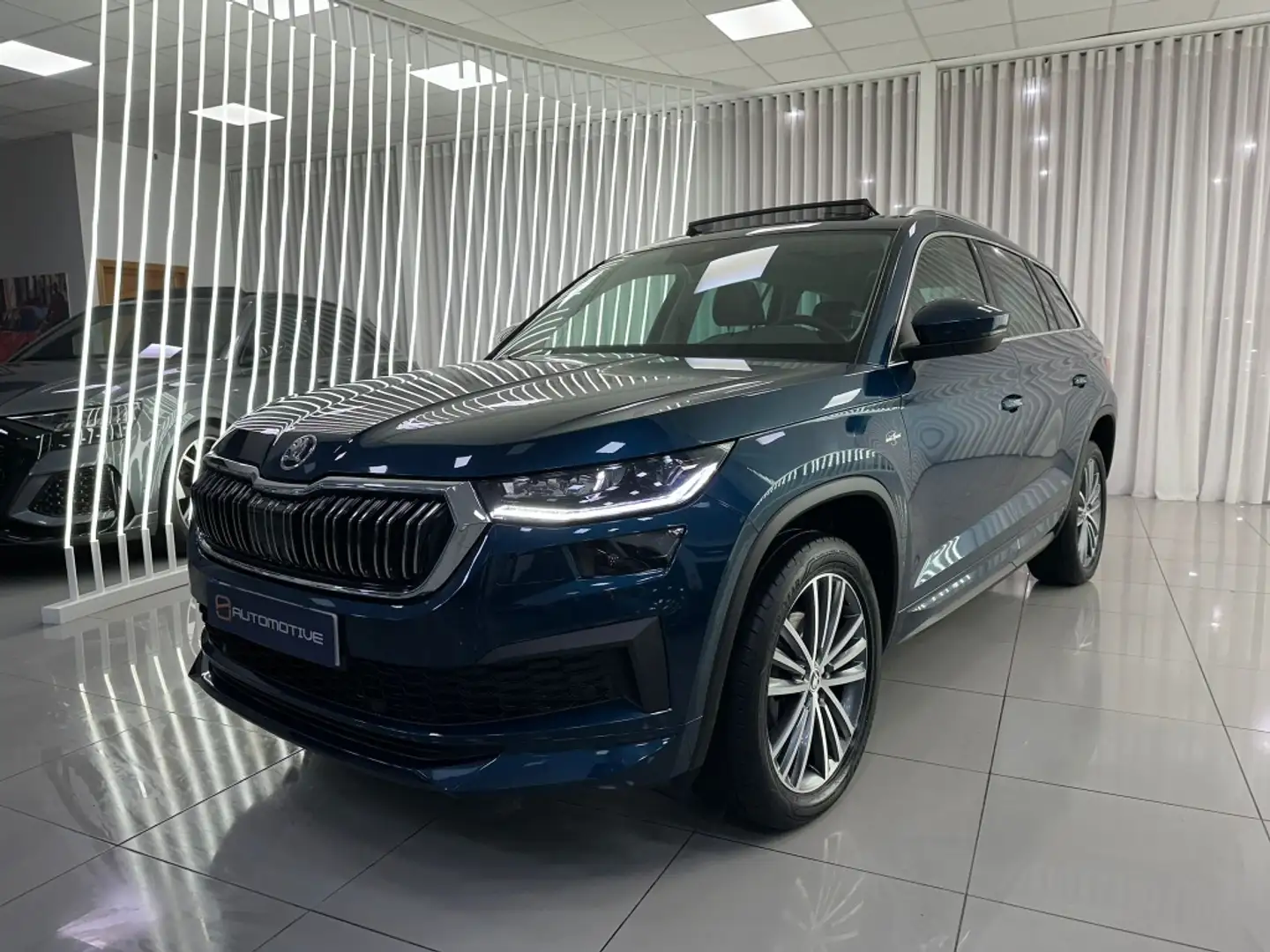 Skoda Kodiaq 2.0TDI AB tech L&K 4x2 DSG 110kW Blau - 1