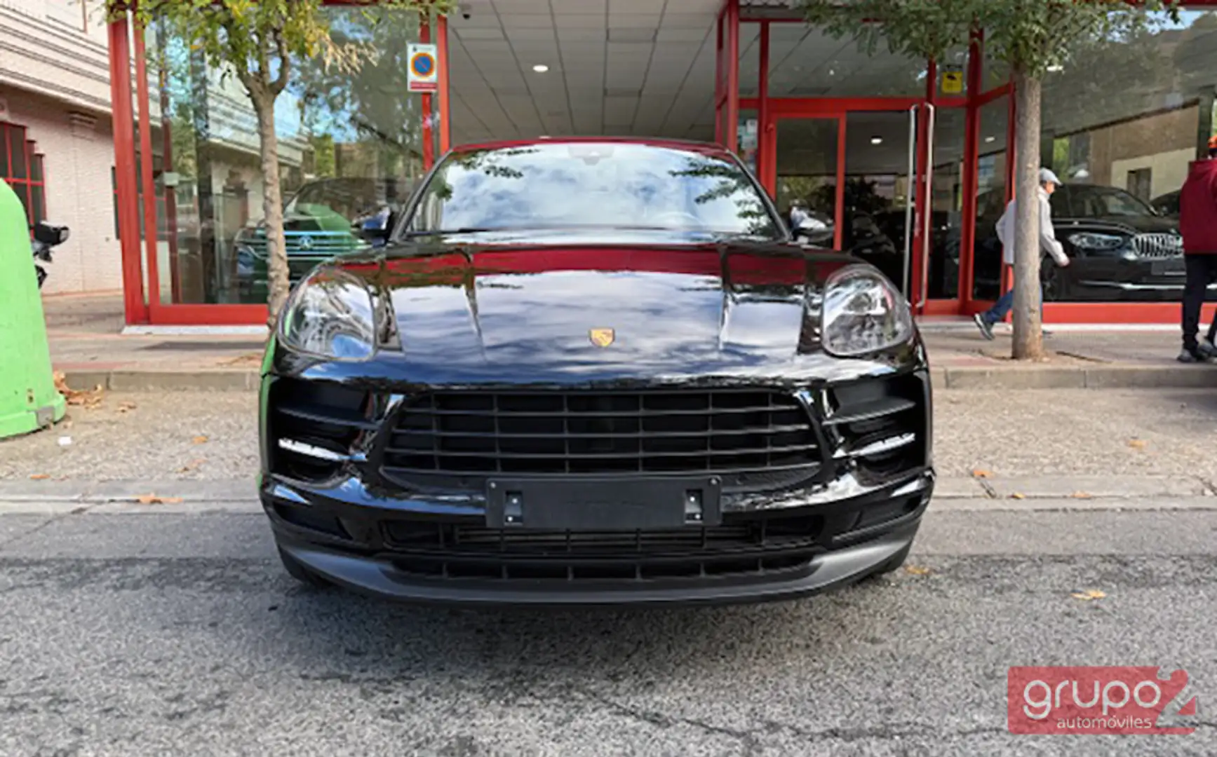 Porsche Macan Aut. Negro - 2