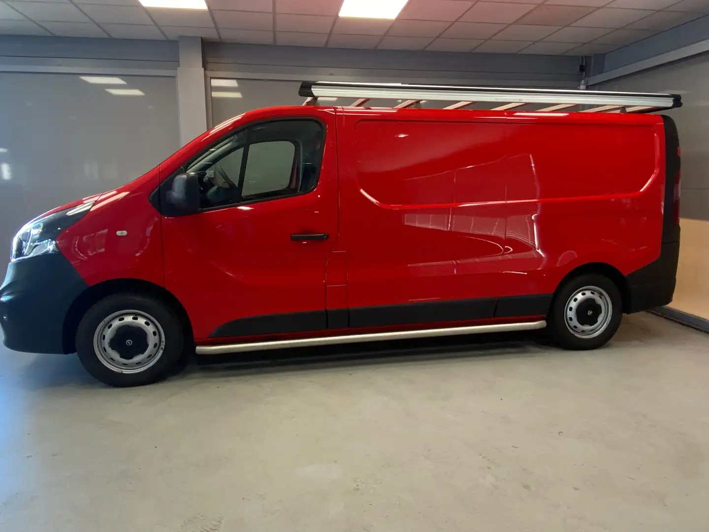 Opel Vivaro 1.6 CDTI L2H1 Edition | NAVI | CAMERA | IMPERIAAL Rood - 2