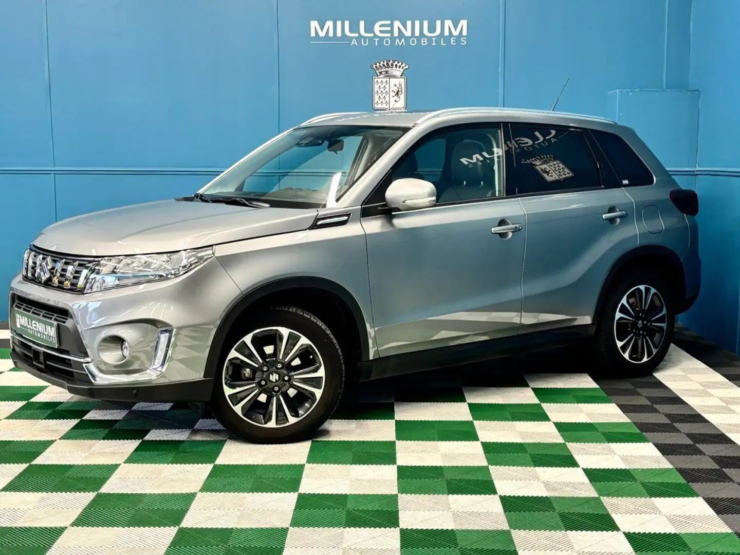 Suzuki Vitara 1.5 DUALJET HYBRID 115CH STYLE AUTO Gris - 1