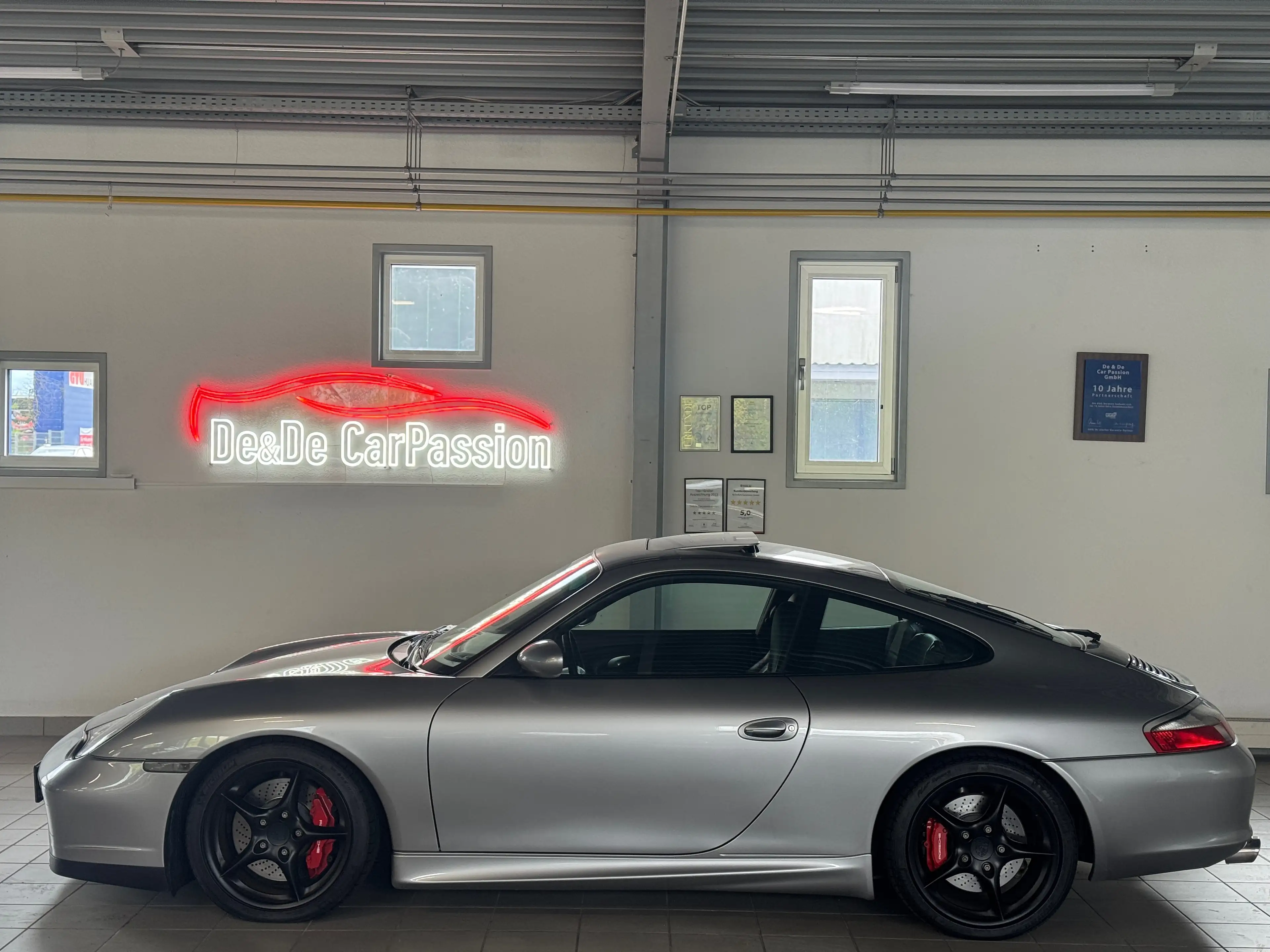 Porsche 996 Carrera Coupe 40 Jahre 911 Sondermodell Limitiert — photo 7