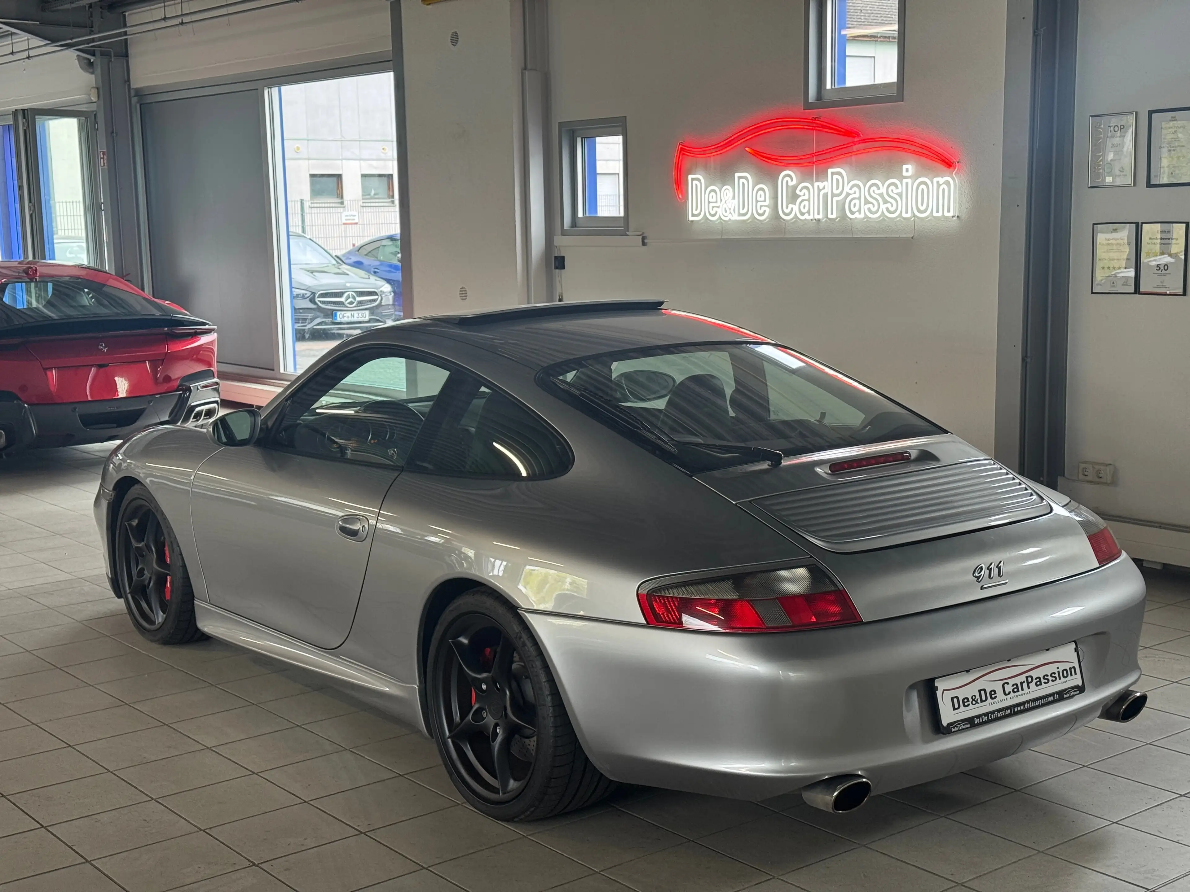 Porsche 996 Carrera Coupe 40 Jahre 911 Sondermodell Limitiert — photo 8