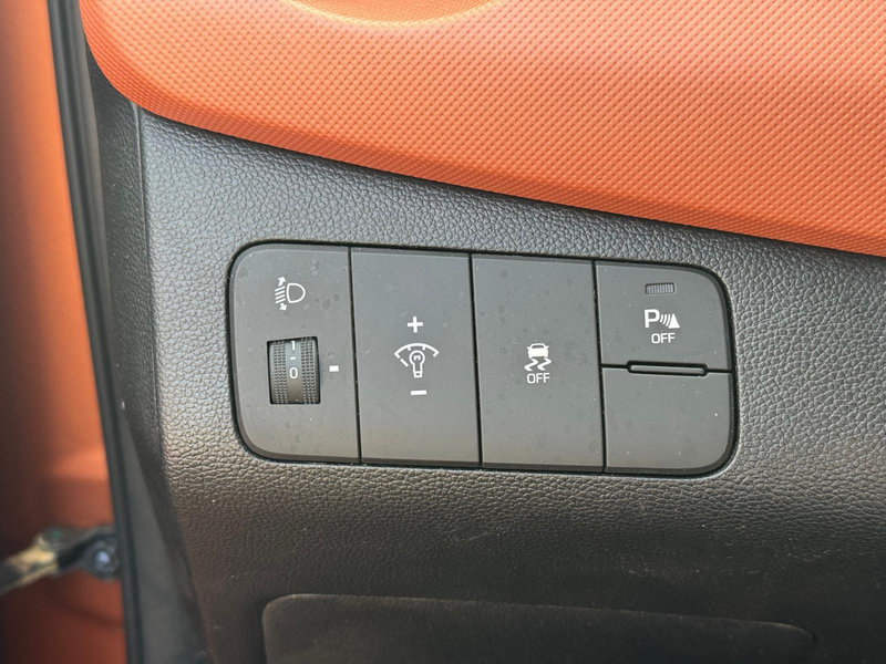 Hyundai i10 1.0 Pop — photo 12