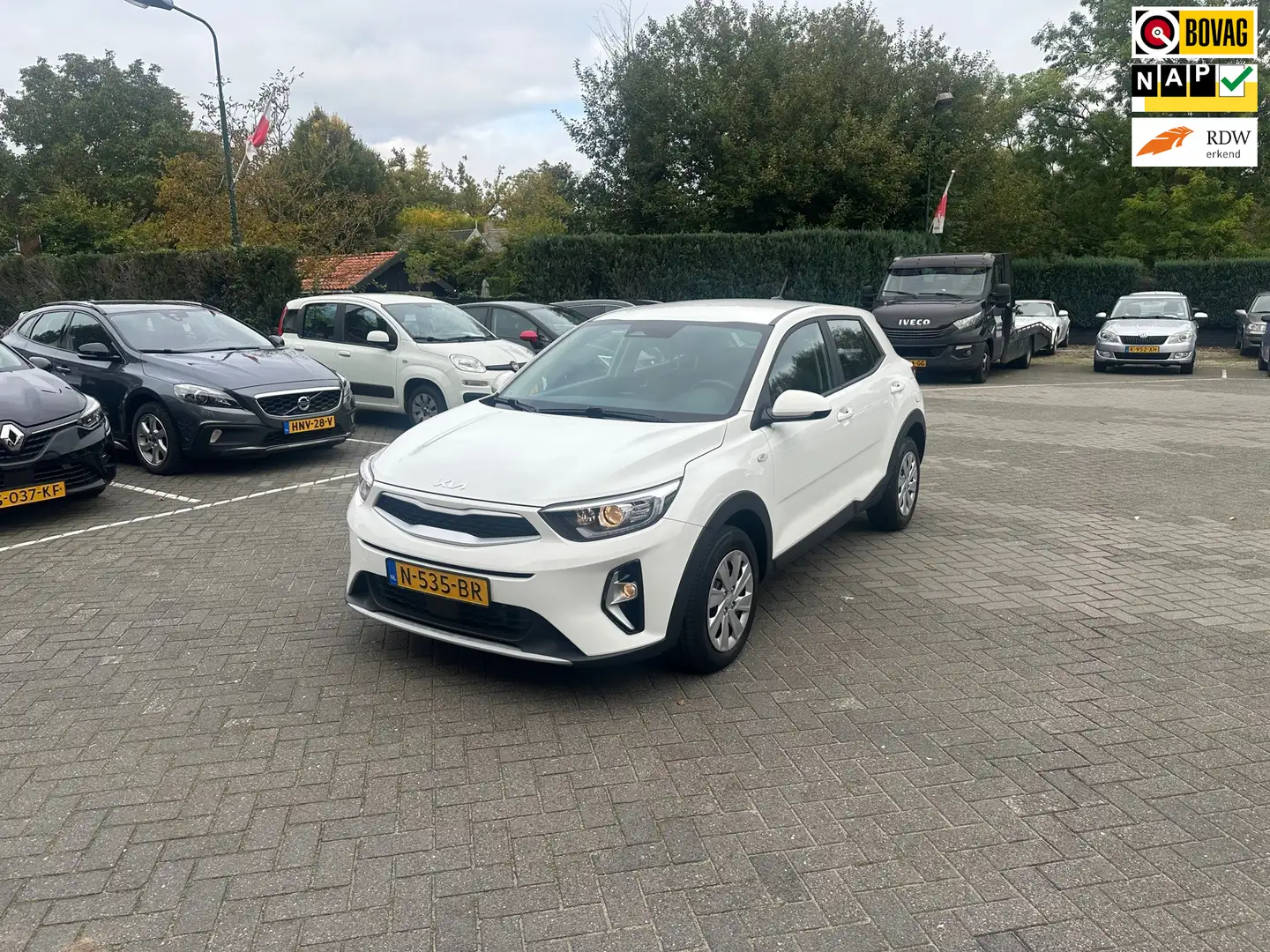 Kia Stonic 1.0 T-GDi MHEV ComfortLine , carplay , 38000 km NA Wit - 1