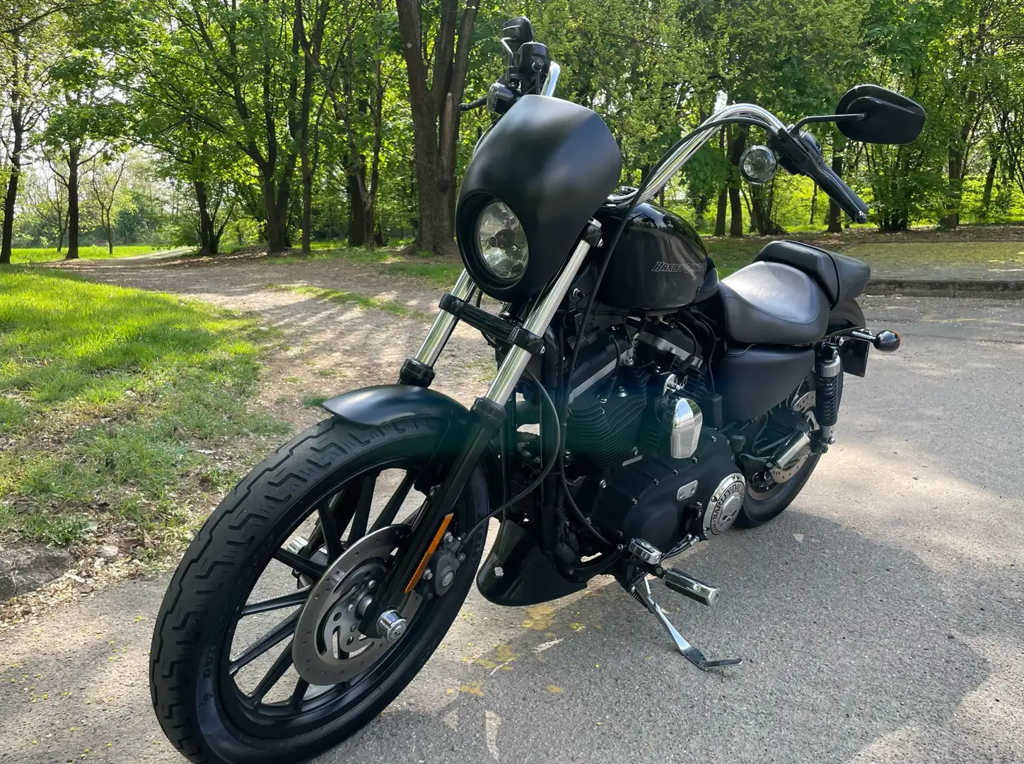 Harley-Davidson Iron 883 Iron Black - 1