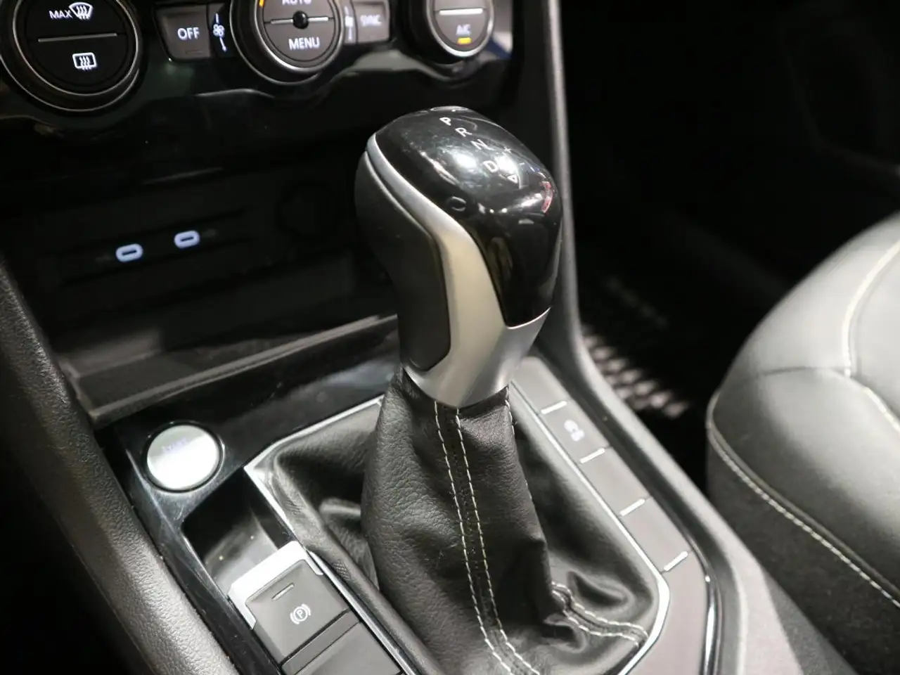 Volkswagen Taos снимка Volkswagen Taos
