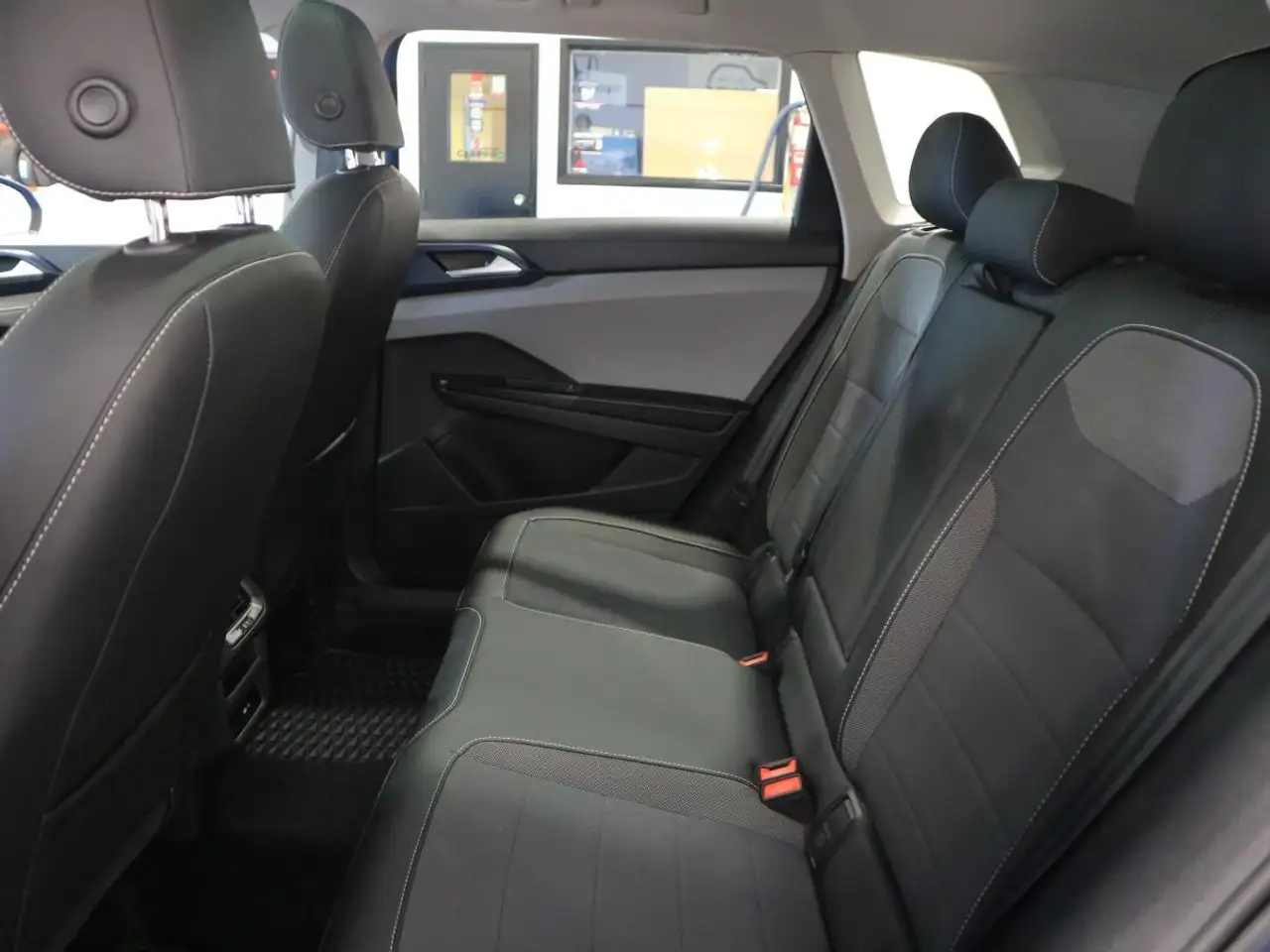 Volkswagen Taos снимка Volkswagen Taos