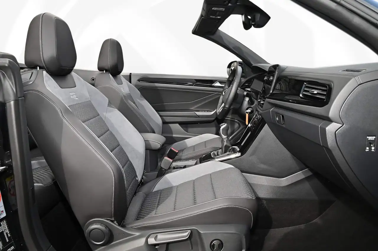 Volkswagen T-Roc Cabriolet R-Line 1.5 l TSI OPF 110 kW (150 P 6