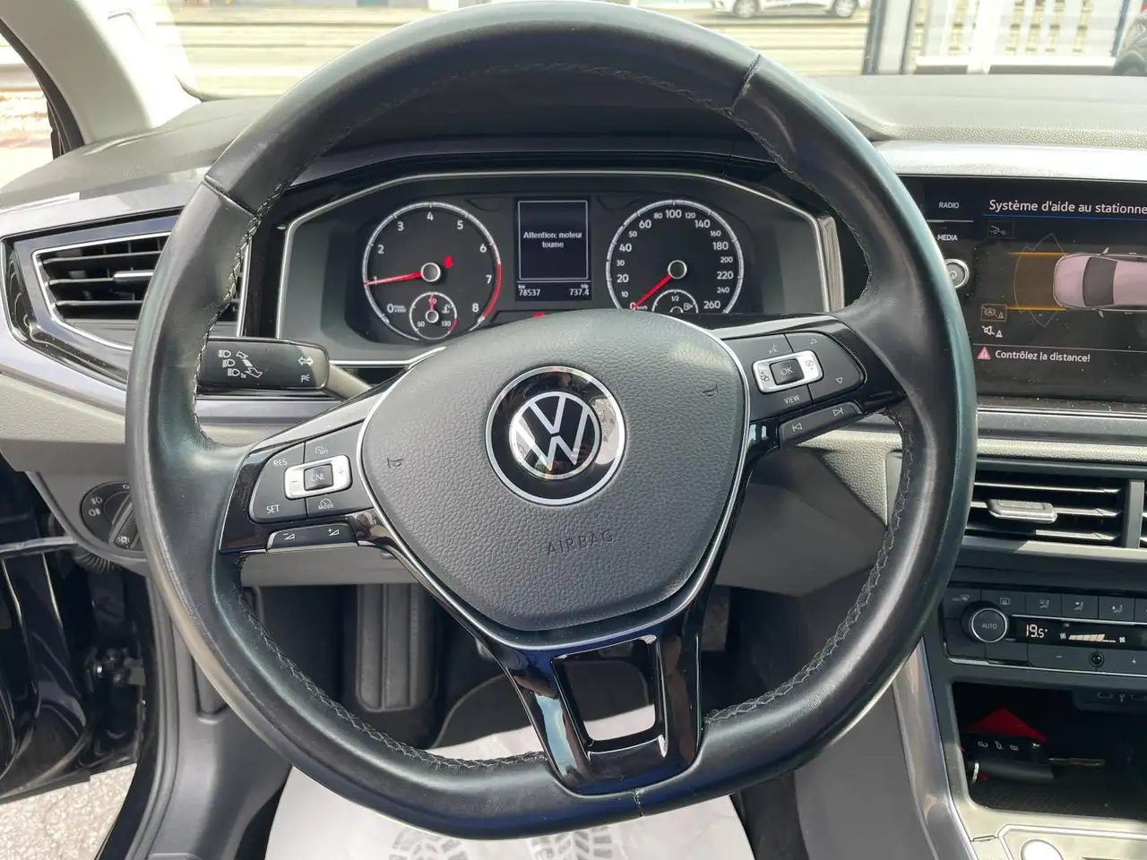 Volkswagen Polo Citadine 5 portes — photo 10