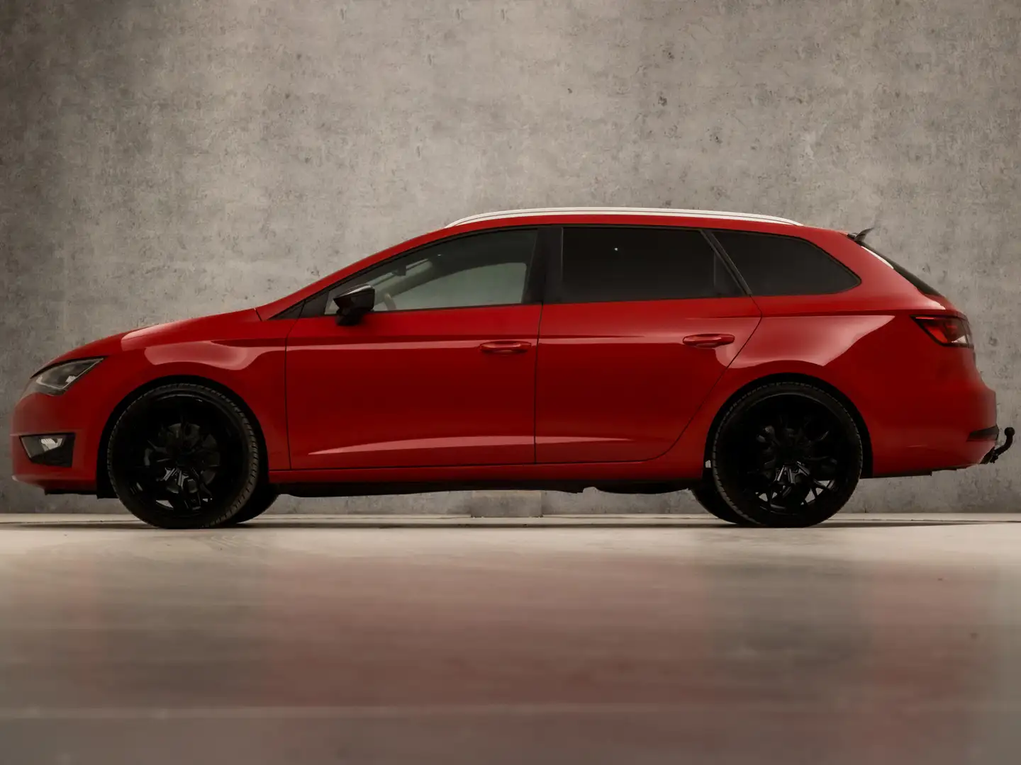 SEAT Leon ST 1.4 TSI ACT FR Sport 150Pk Automaat (PANORAMADA Rouge - 2