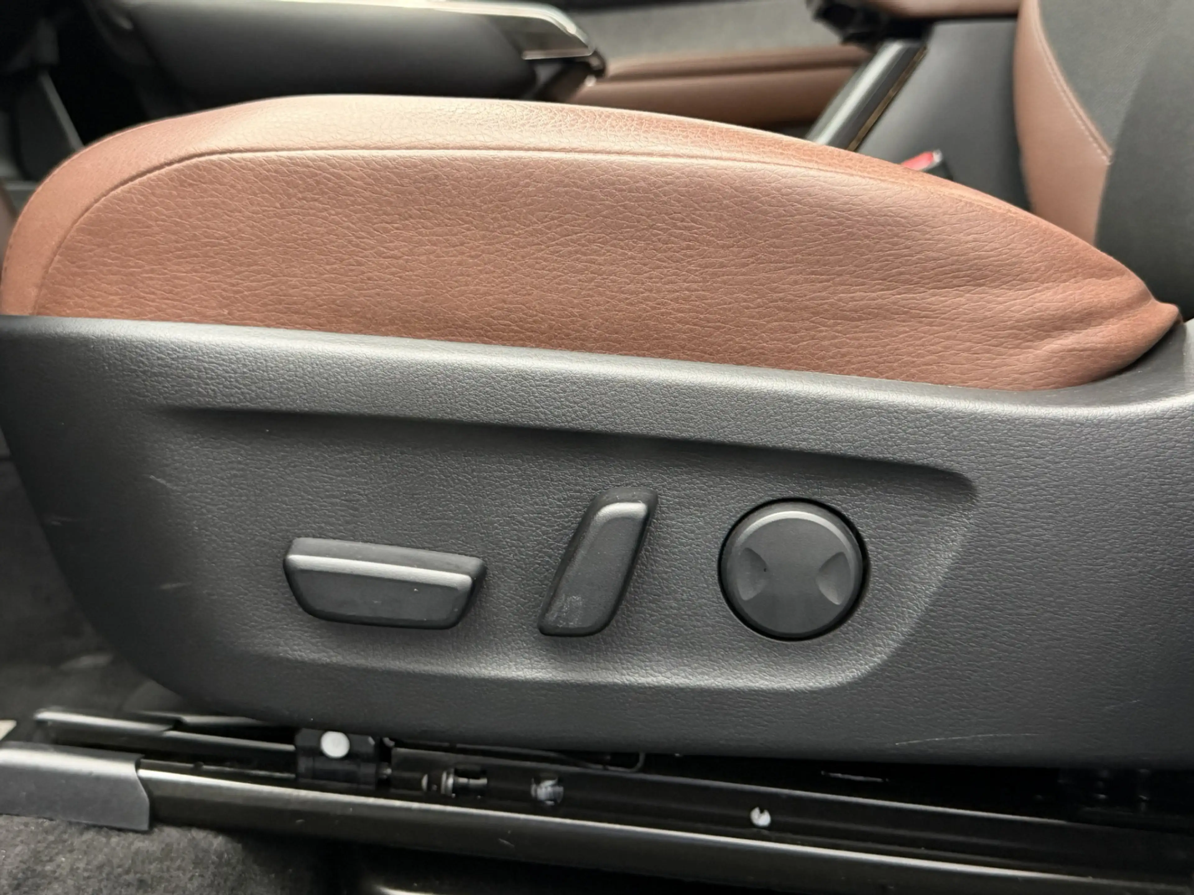 Mazda MX-30 e-SkyActiv R-EV 170 Makoto | Afn. Trekhaak | Head- — photo 20