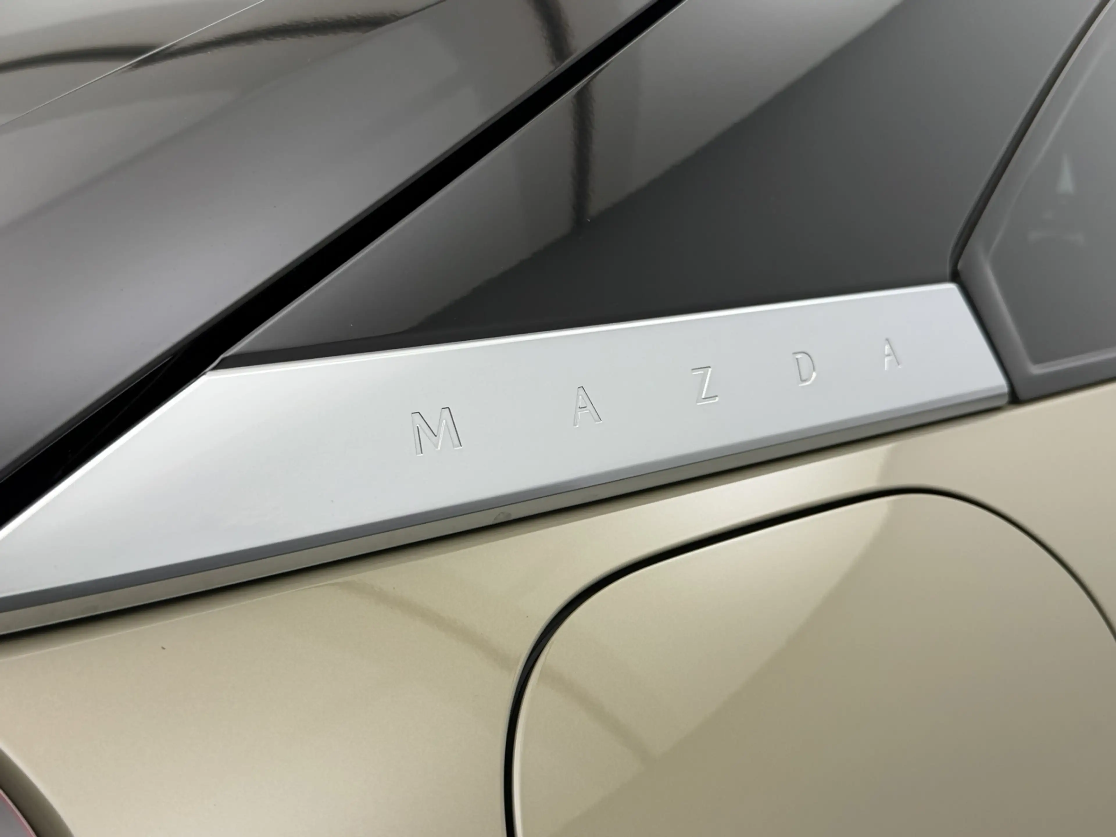 Mazda MX-30 e-SkyActiv R-EV 170 Makoto | Afn. Trekhaak | Head- — photo 30