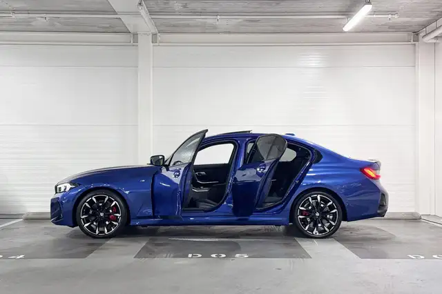 BMW 3 Series view 3