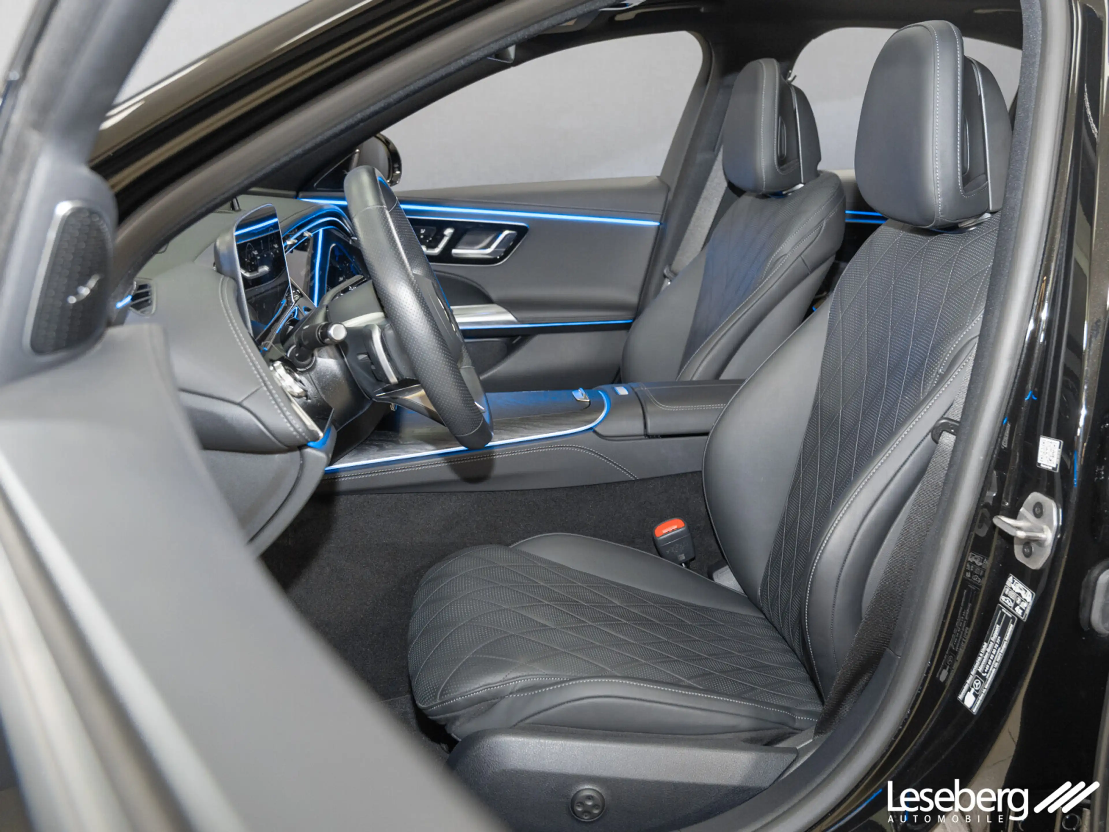 Mercedes-Benz E 450 E 450 4M AMG DIG.LIGHT/Airmatic/Pano/Night/360° — photo 14