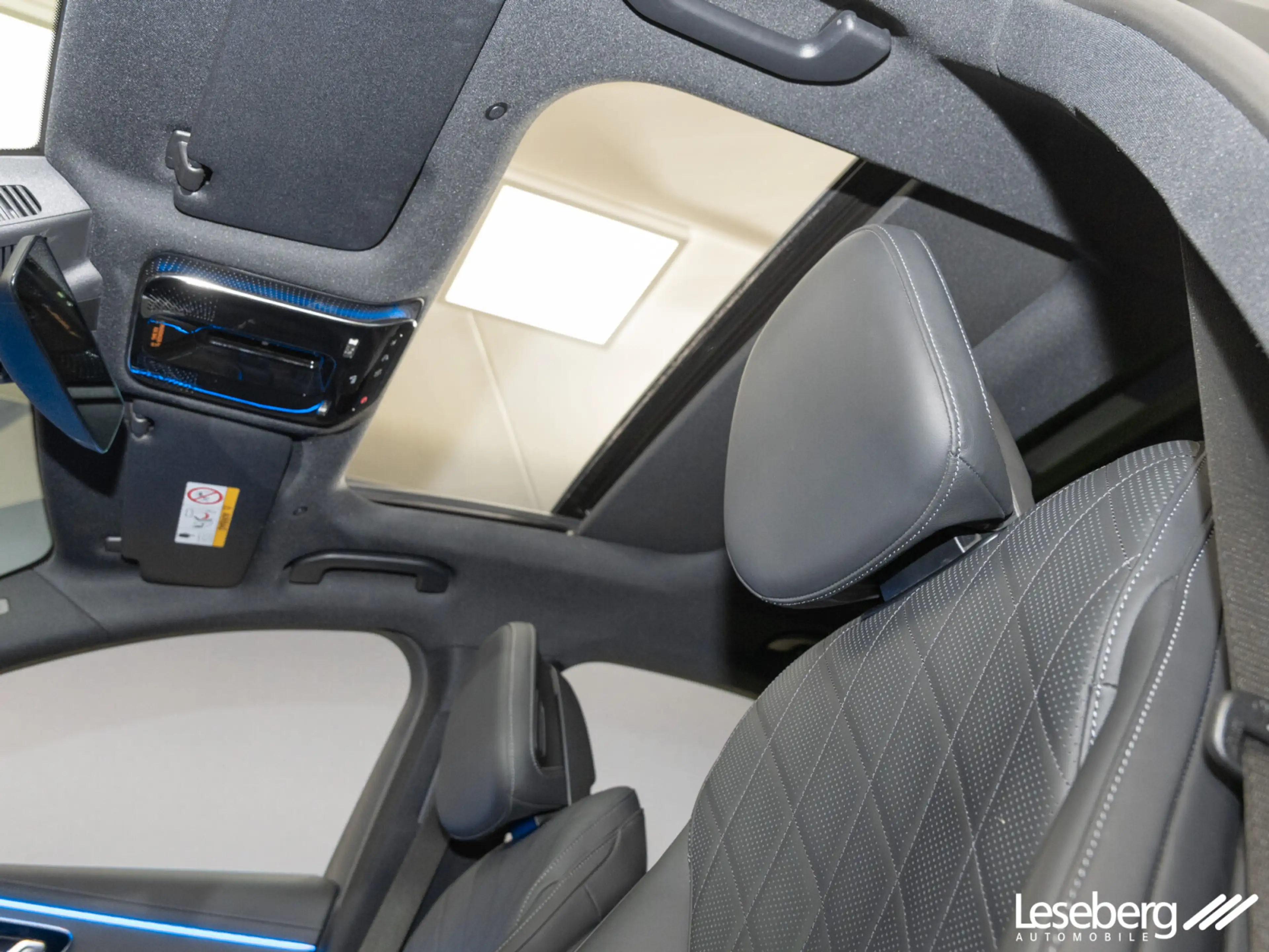 Mercedes-Benz E 450 E 450 4M AMG DIG.LIGHT/Airmatic/Pano/Night/360° — photo 13