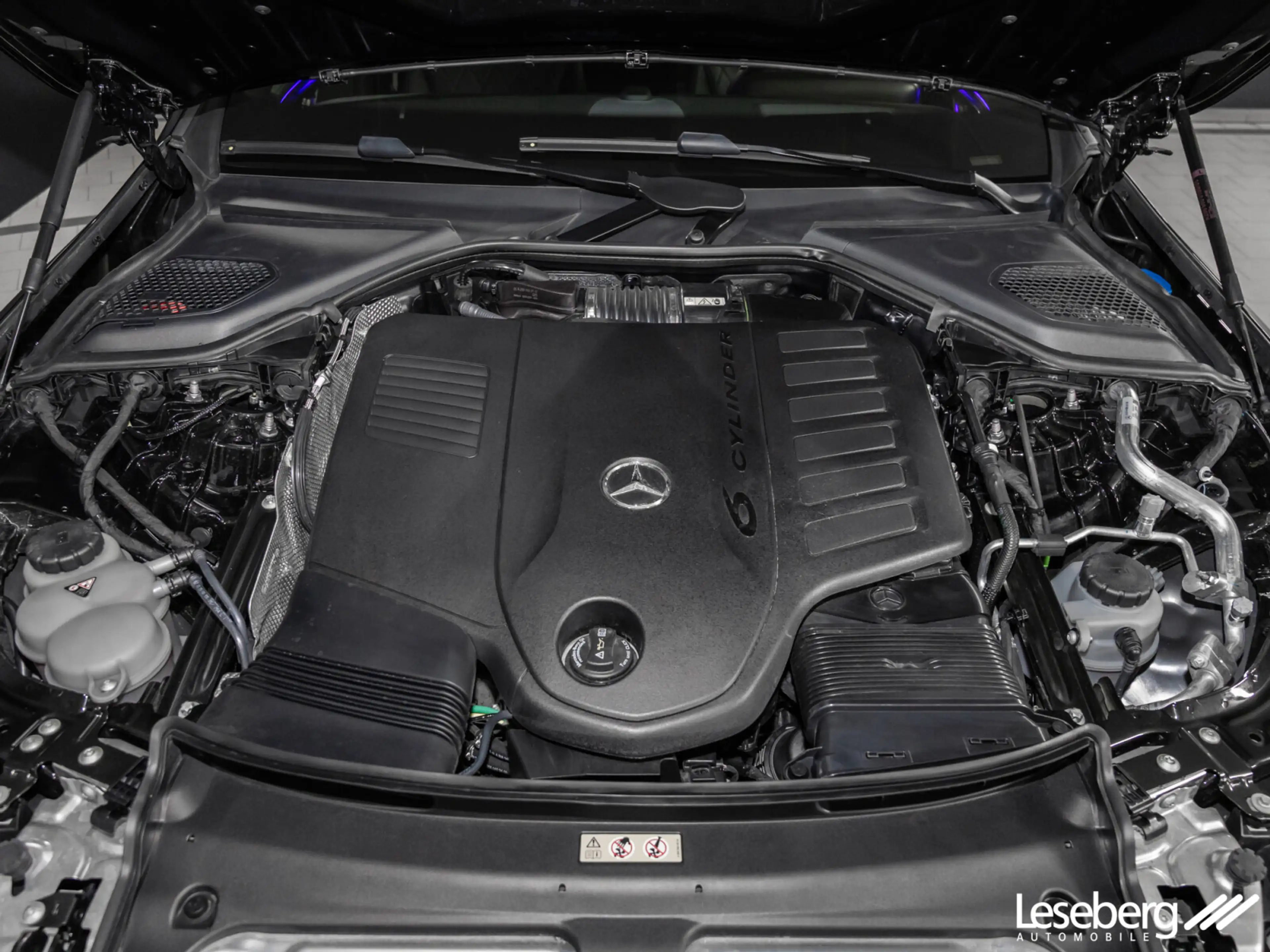 Mercedes-Benz E 450 E 450 4M AMG DIG.LIGHT/Airmatic/Pano/Night/360° — photo 8