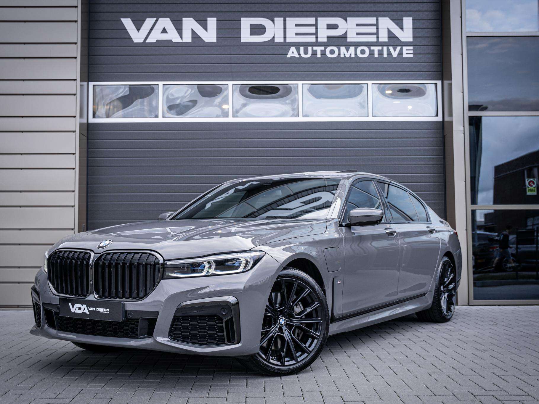 BMW 745