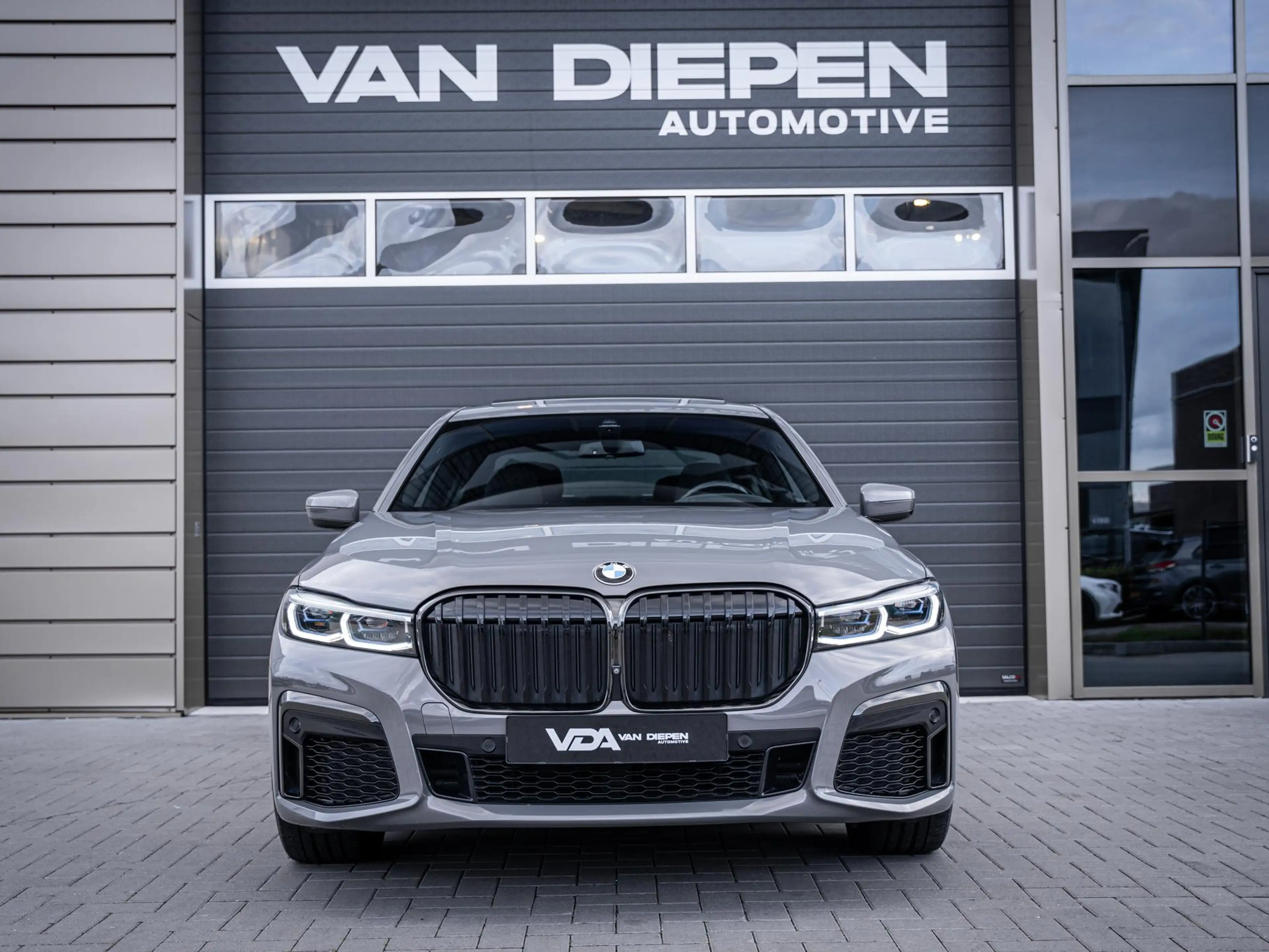BMW 745 7-serie 745Le High Executive - M-Sport l Bernina l — photo 3