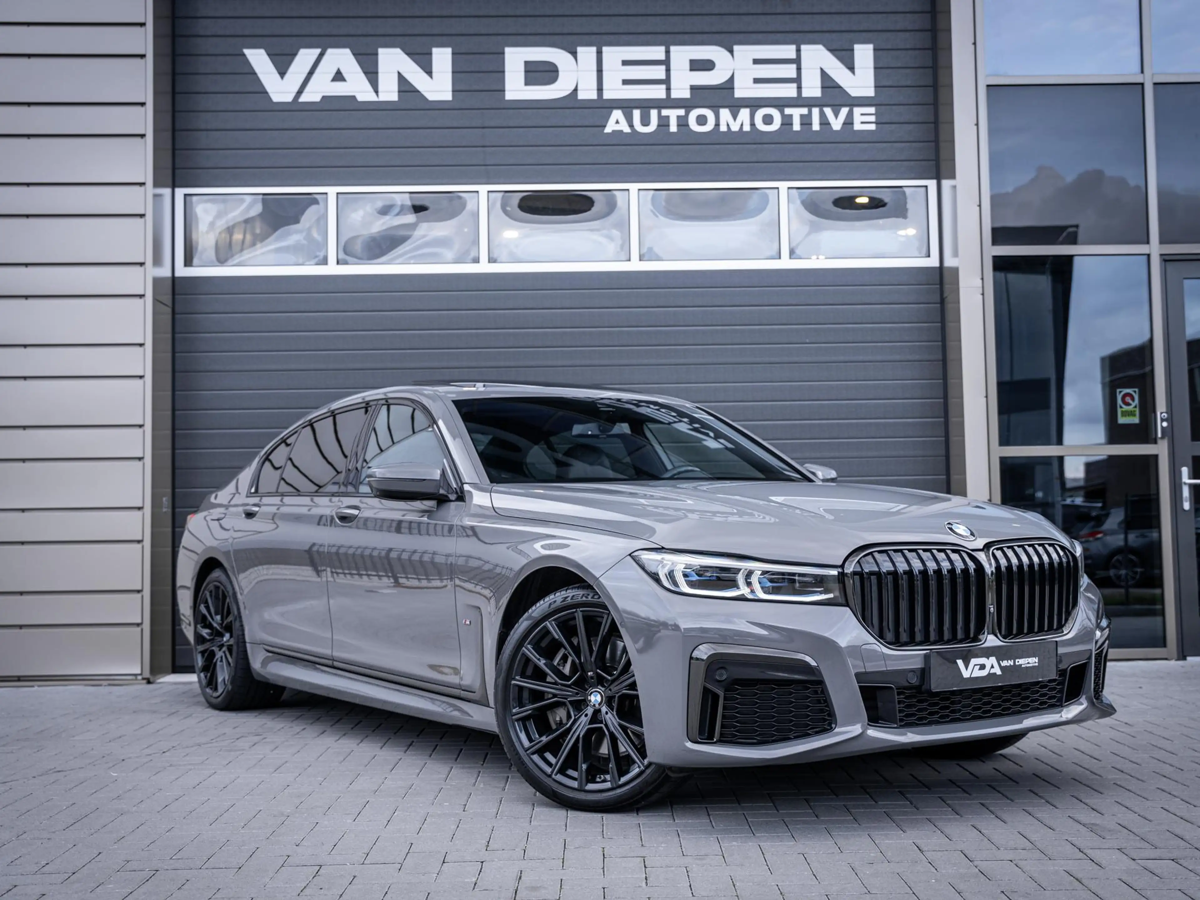 BMW 745 7-serie 745Le High Executive - M-Sport l Bernina l — photo 4