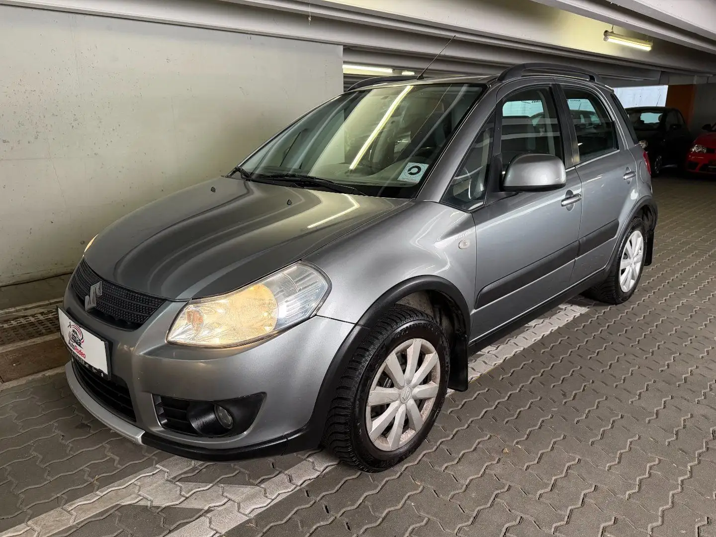 Suzuki SX4 1.6 GL 4WD Grau - 1