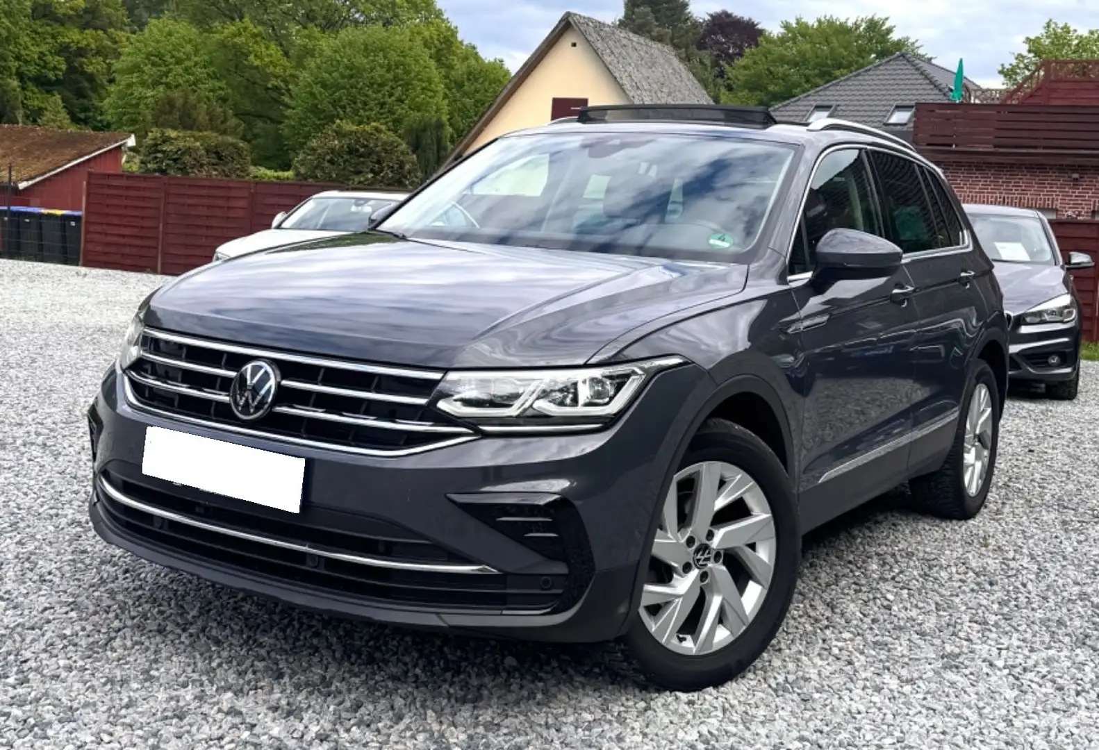 Volkswagen Tiguan Tiguan 2.0 TDI SCR DSG Elegance Schwarz - 1