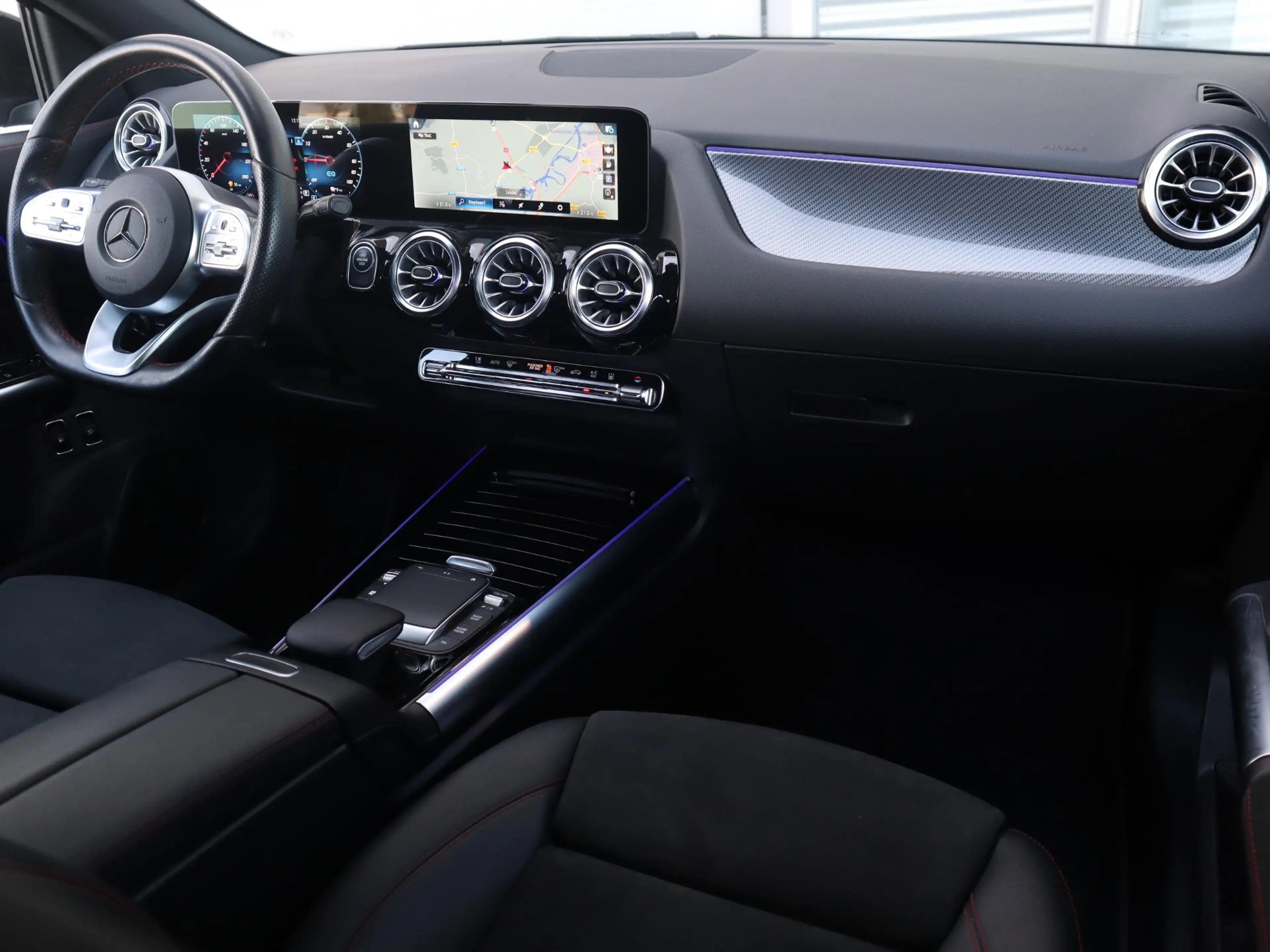 Mercedes-Benz GLA 250 e Business Solution AMG Limited — photo 3