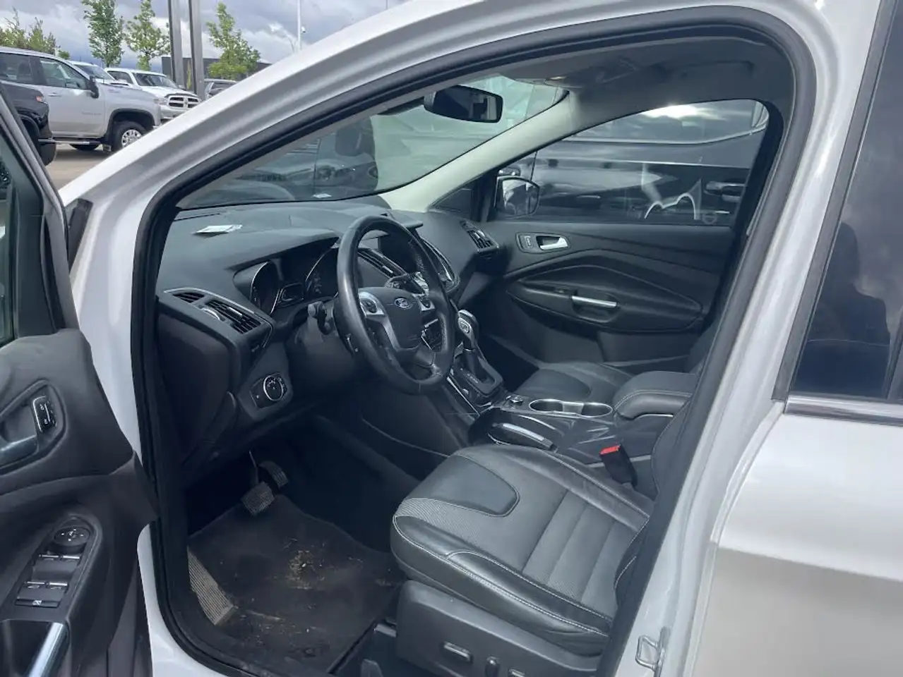 Ford Escape photo Ford Escape
