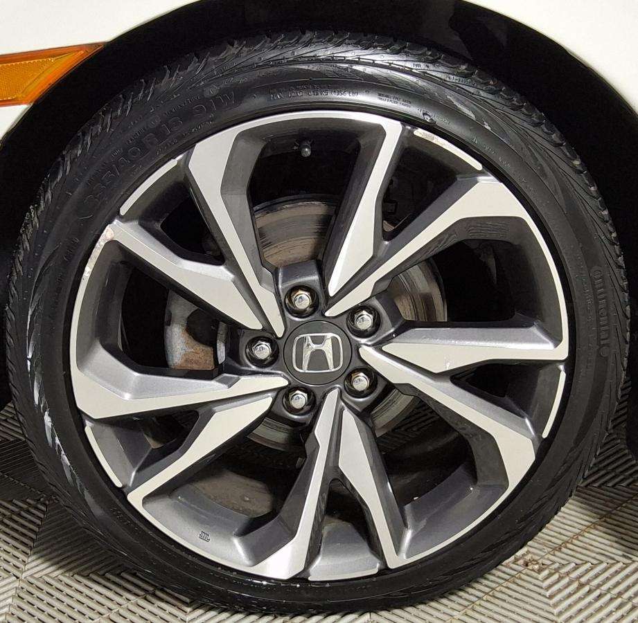 2020 Honda Civic Touring CVT Sedan | Top-Trim Civic Comfort | Turbo — снимка 1