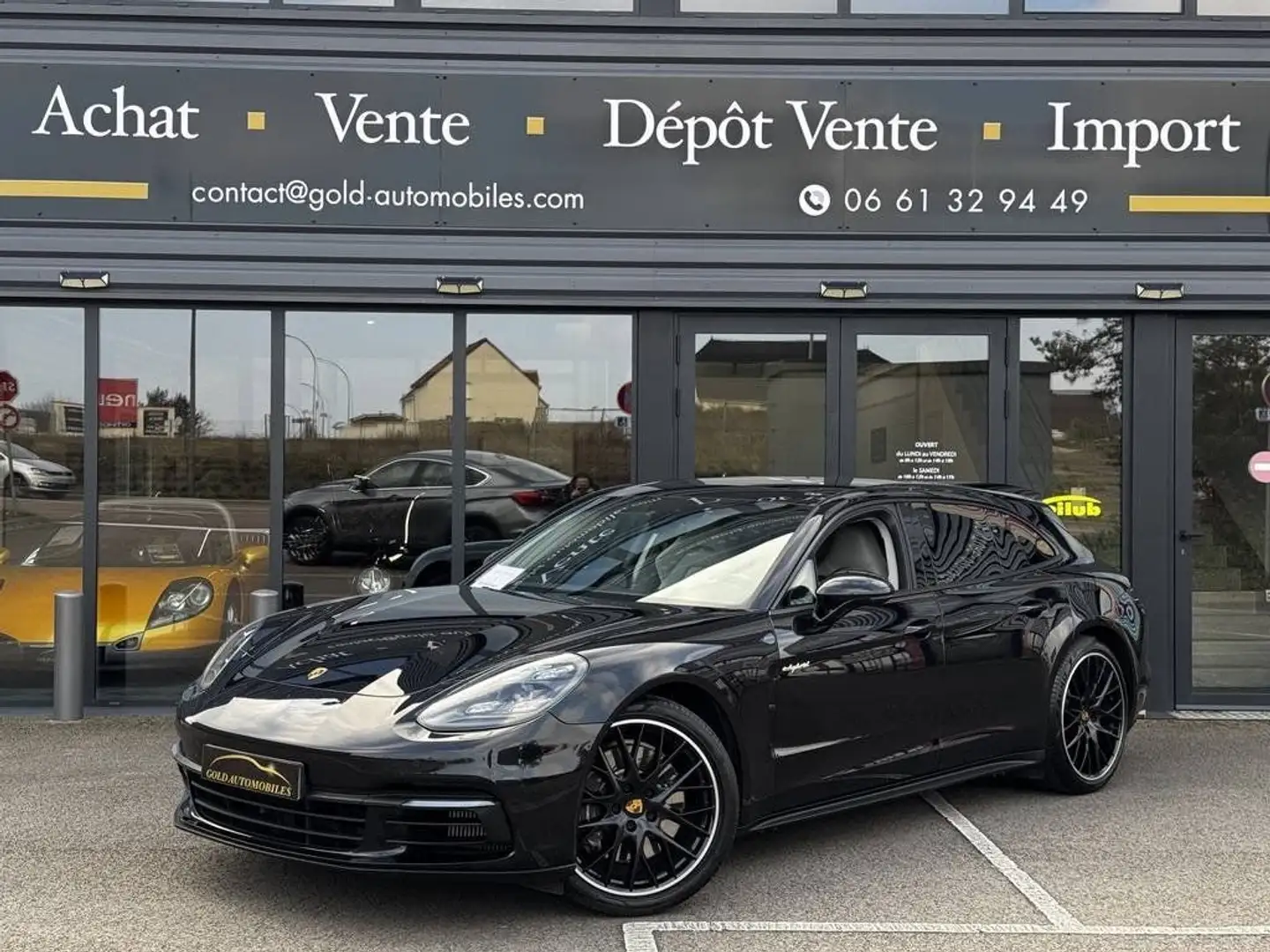 Porsche Panamera Spt Turismo 3.0 V6 462ch 4 E-Hybrid Schwarz - 1