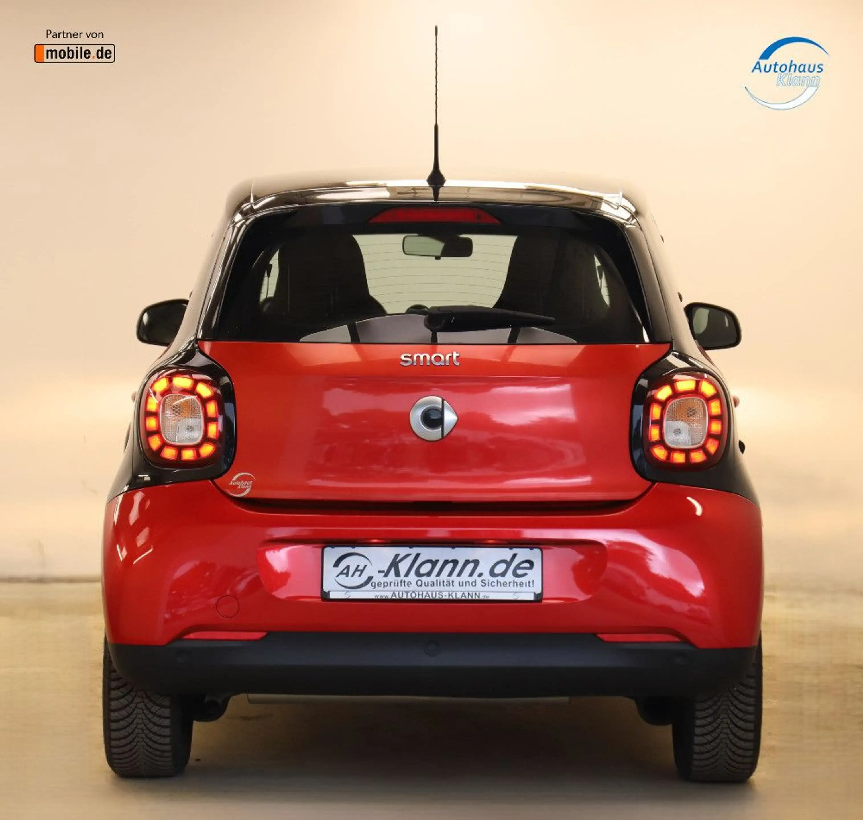 smart forFour 1.0 71PS Automatik passion Navi PDC SHZ — photo 7