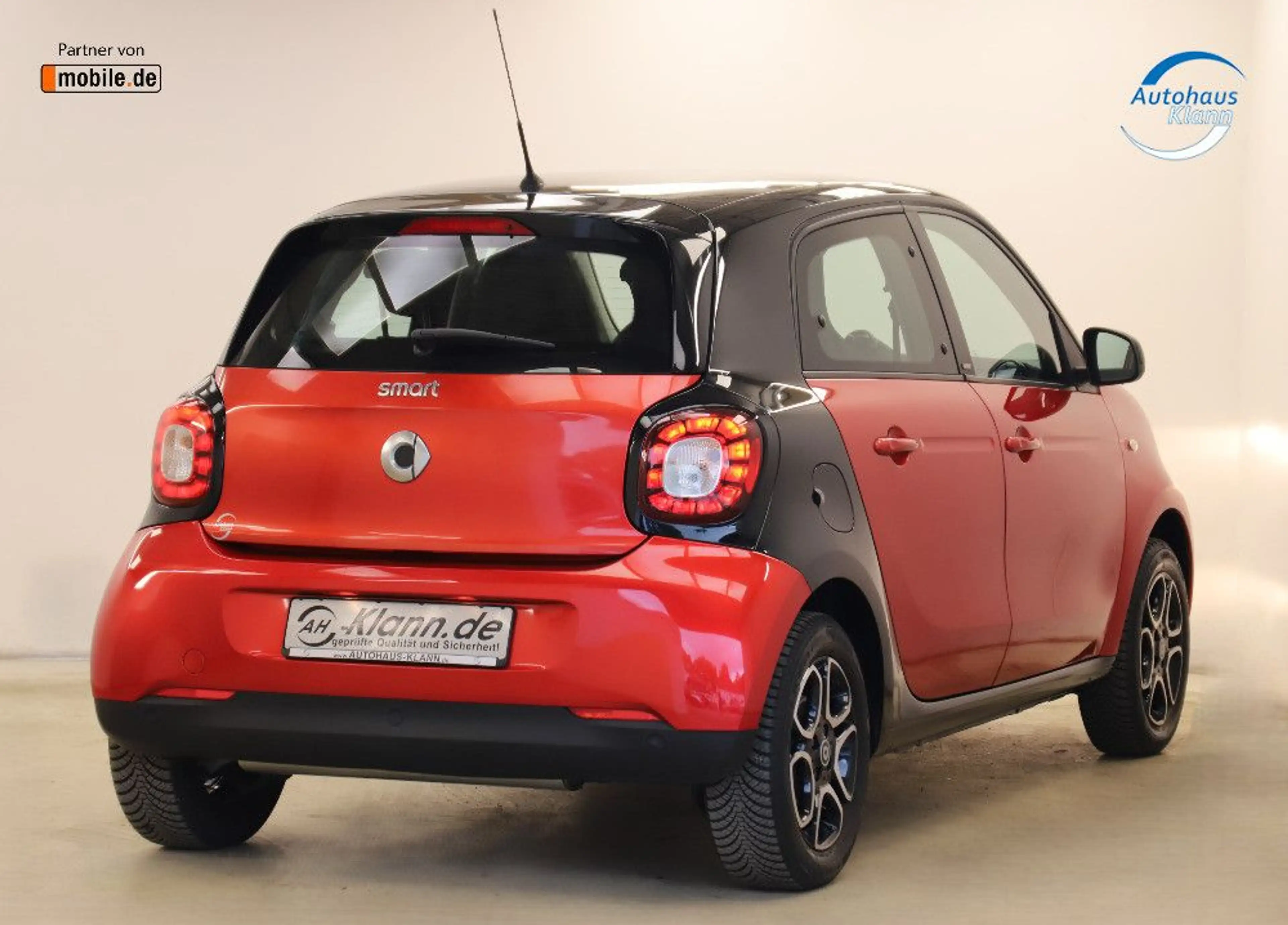 smart forFour 1.0 71PS Automatik passion Navi PDC SHZ — photo 8