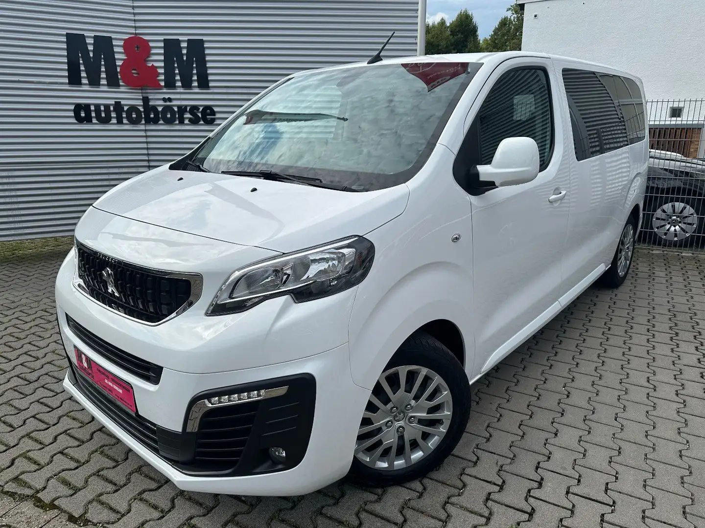 Peugeot Traveller Business 9-Sitze/Navi/AHK/Tempomat Bílá - 1