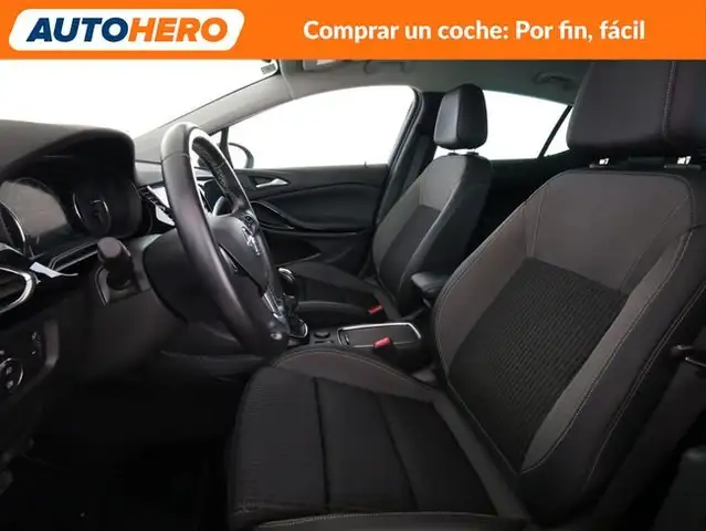 Opel Astra view 11