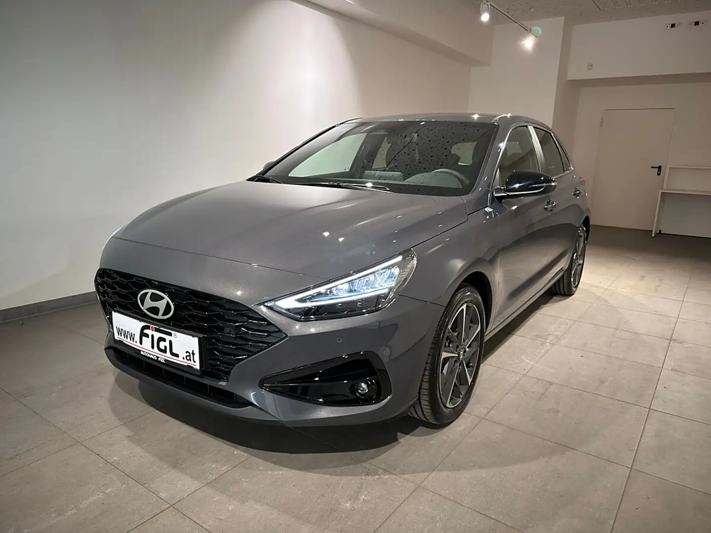 Hyundai i30 - PD Comfort Line 1.0 T-GDI Grau - 1