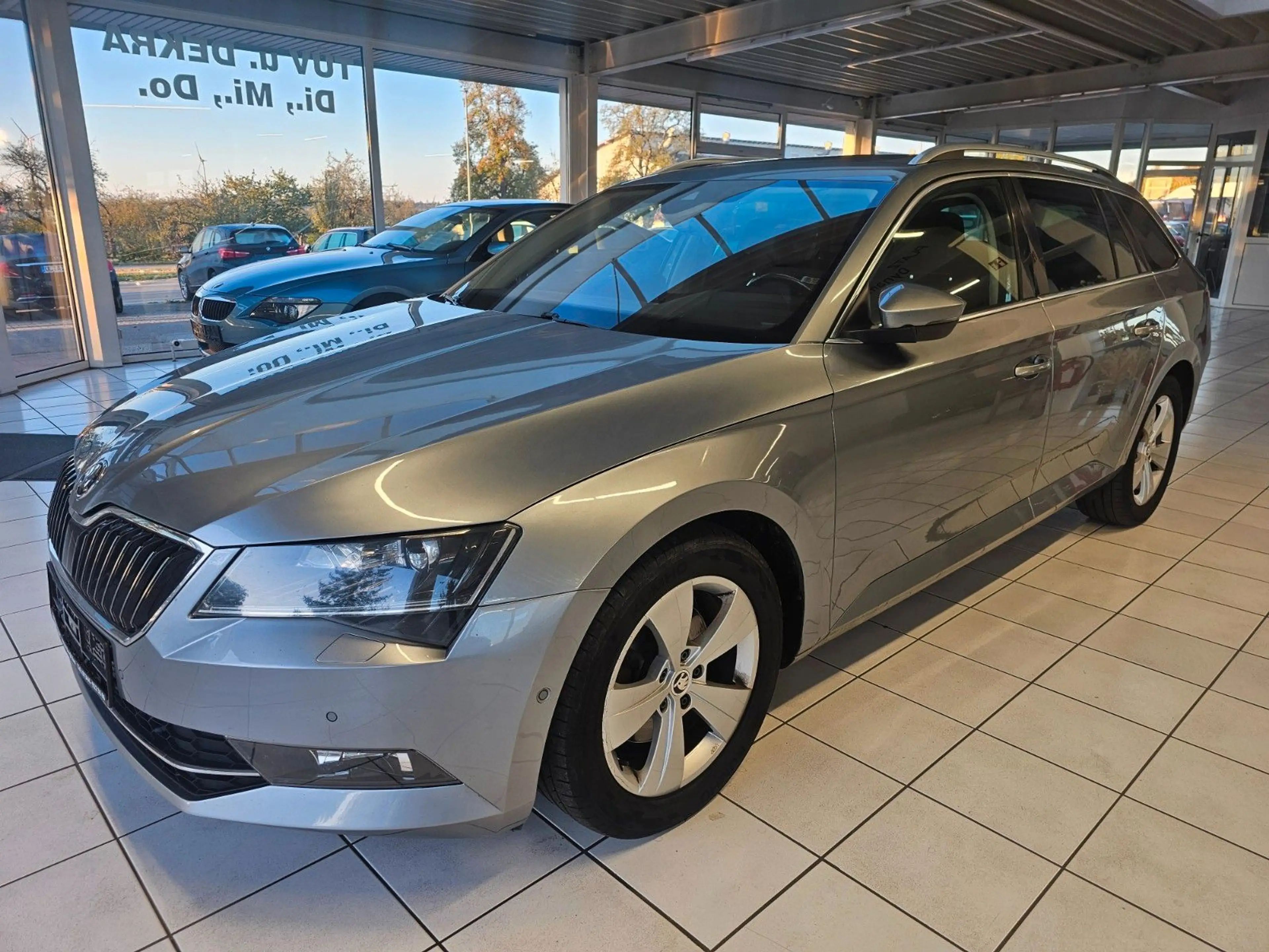 Skoda Superb Combi Style — photo 3