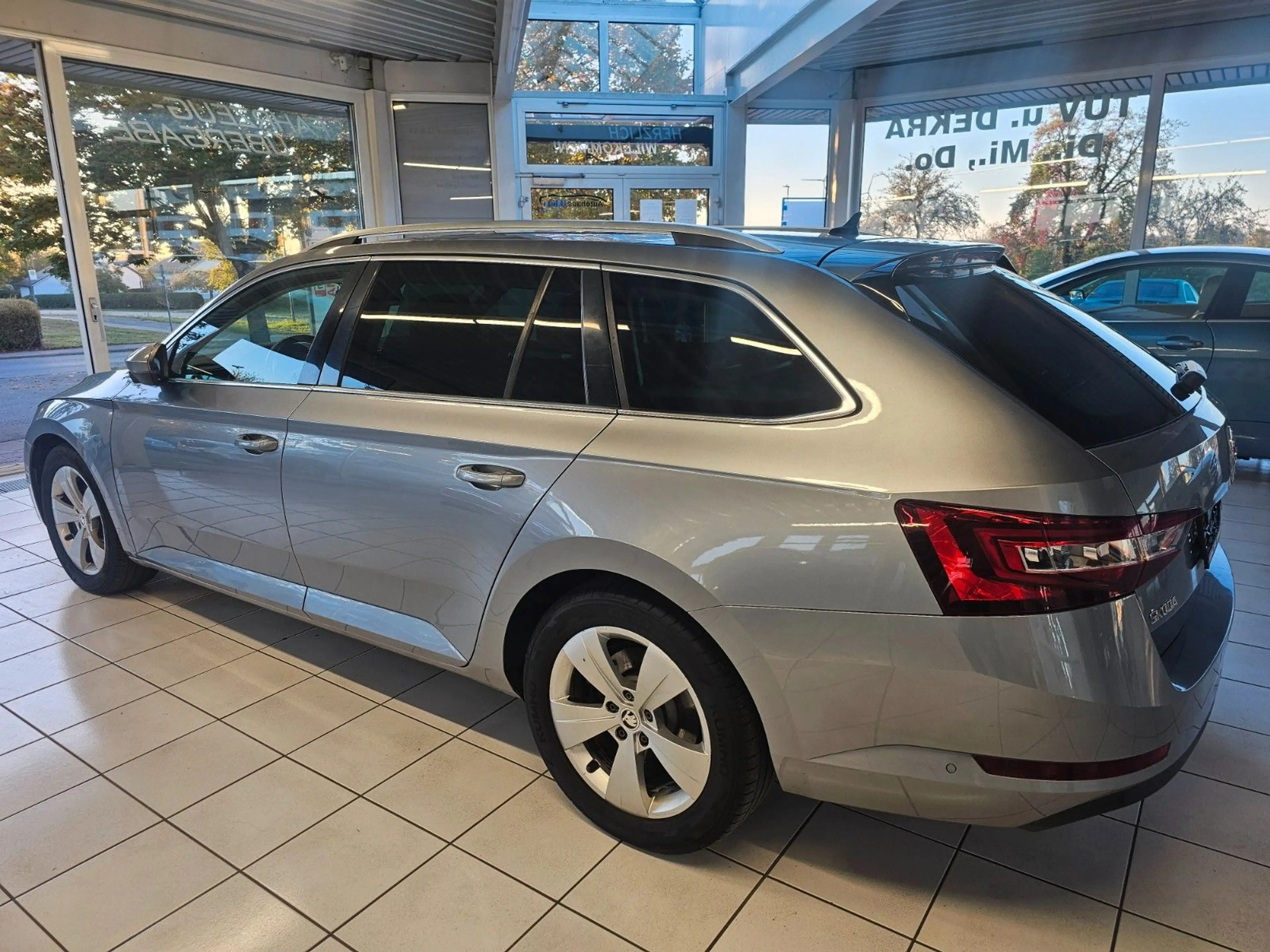 Skoda Superb Combi Style — photo 5