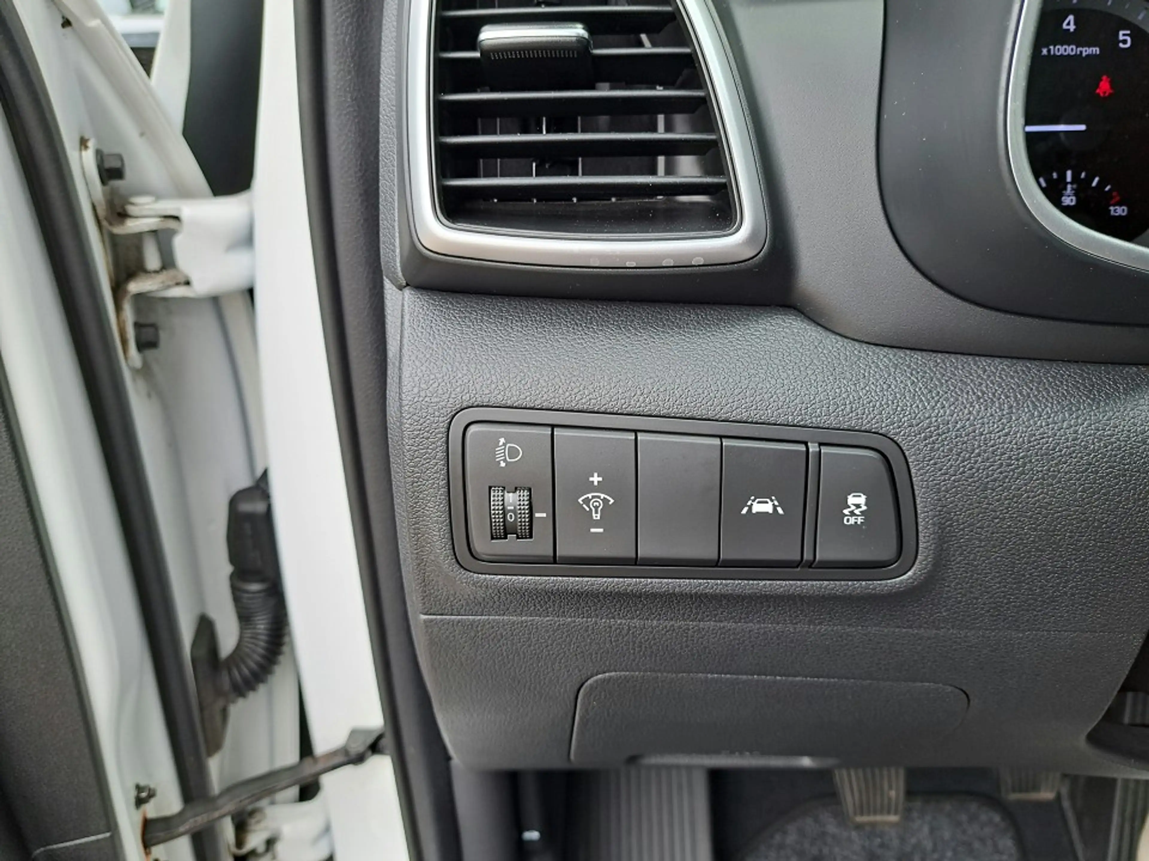 Hyundai TUCSON 1.6T Style; LED; Kamera — photo 13