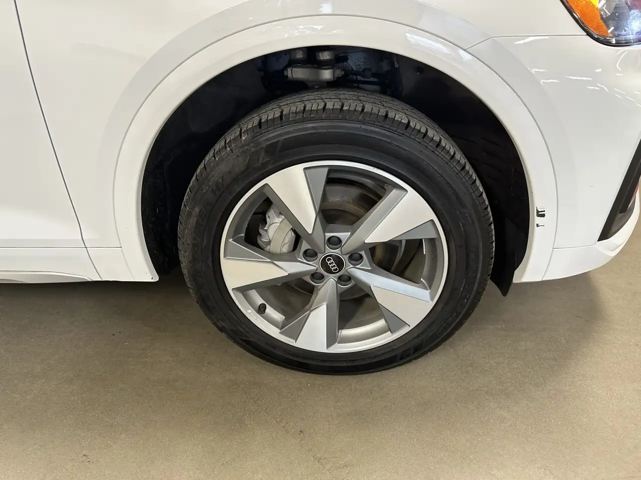 Audi Q5 снимка Audi Q5
