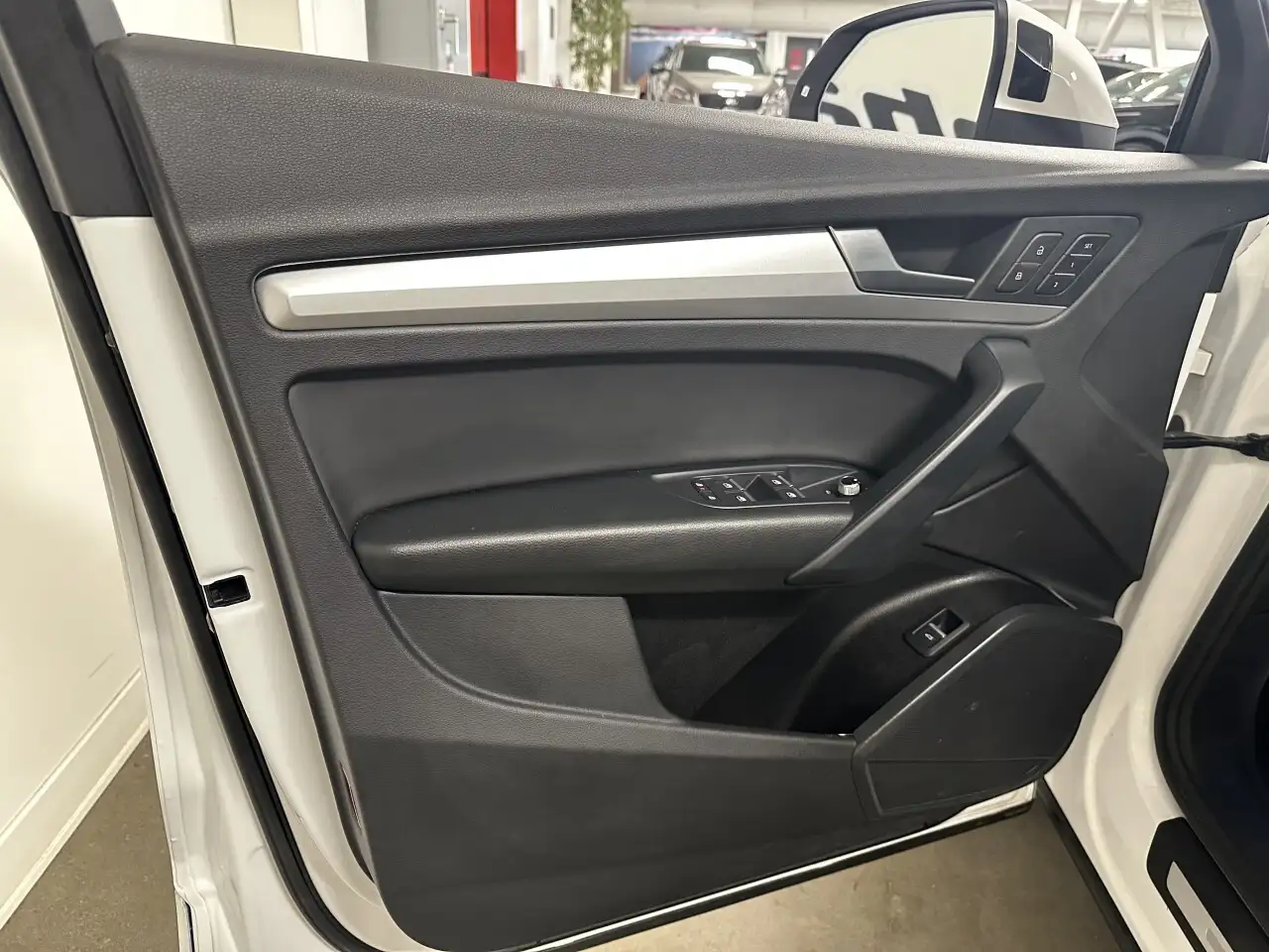 Audi Q5 снимка Audi Q5