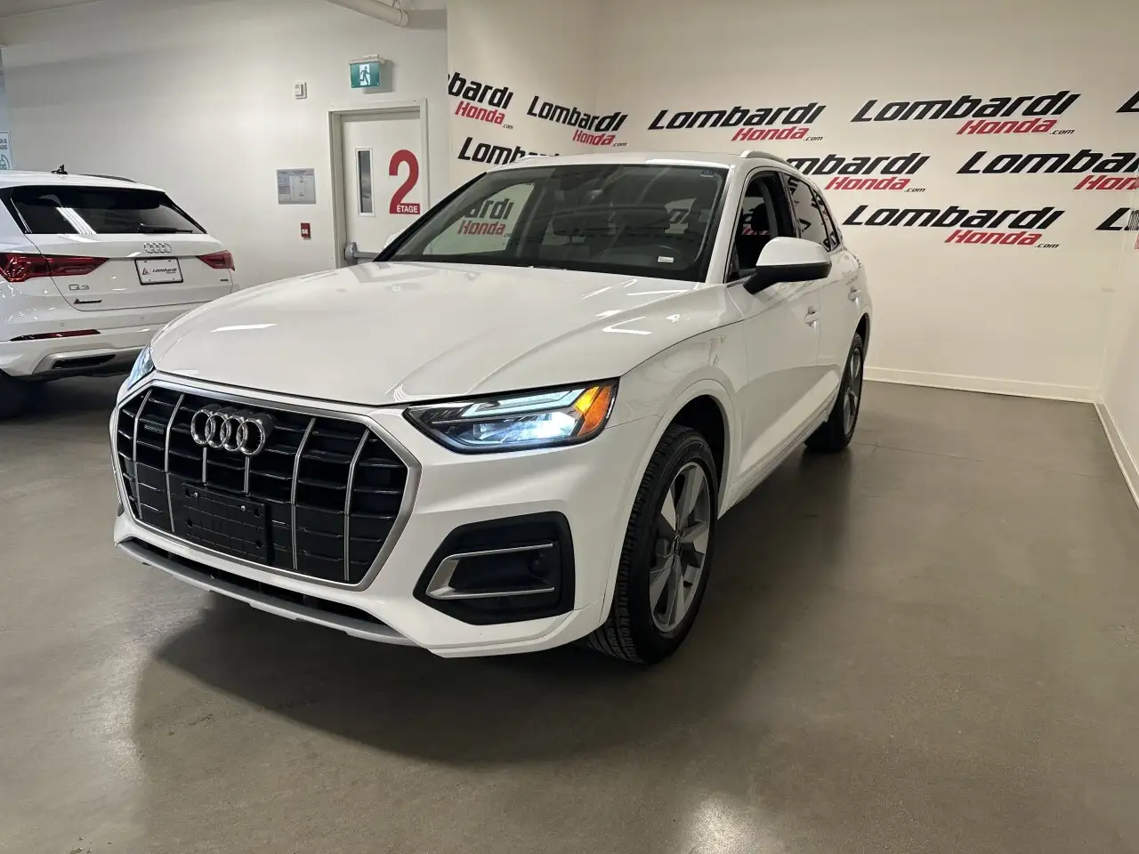 Audi Q5 снимка Audi Q5