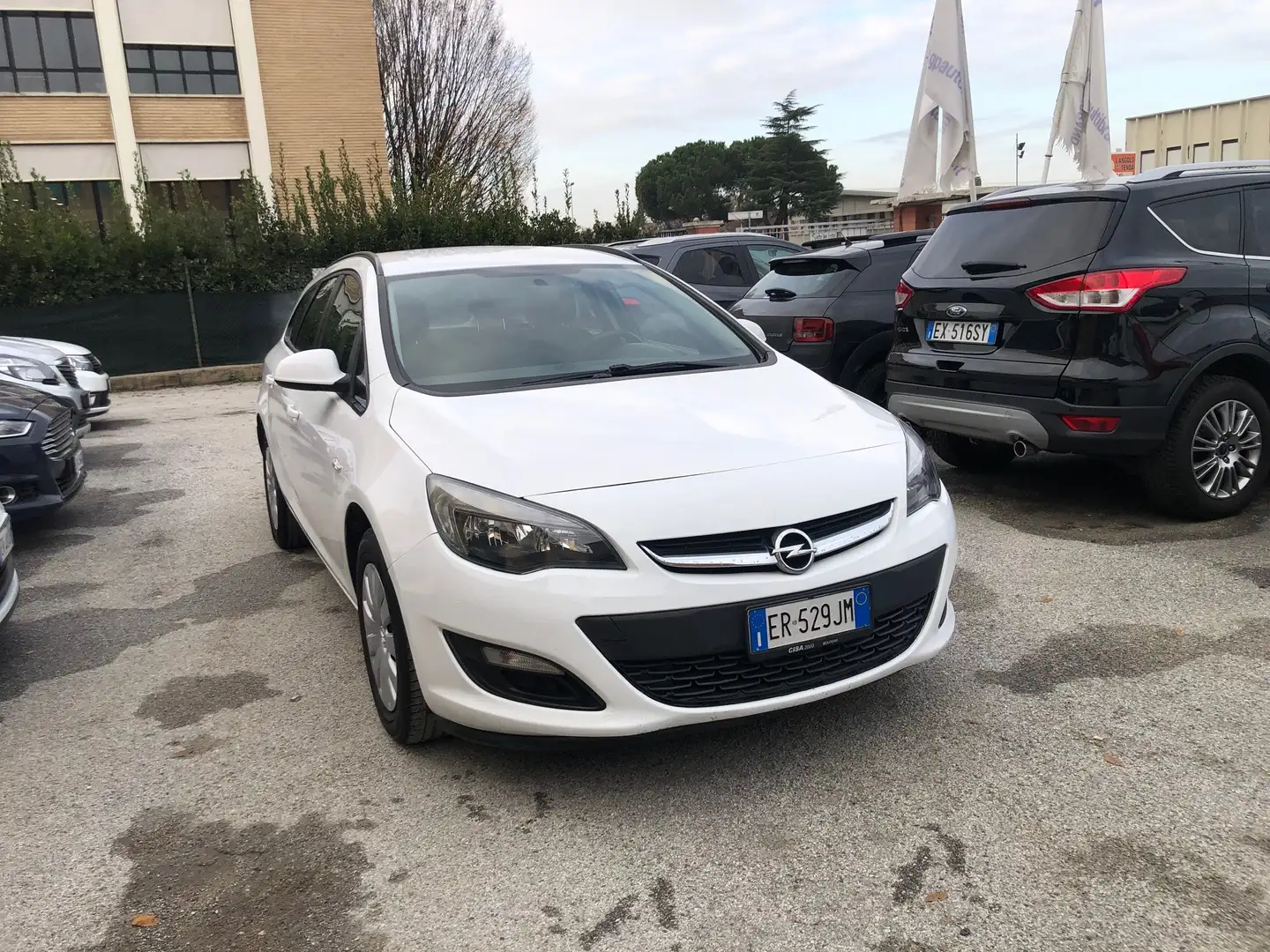 Opel Astra Sports Tourer 1.7 cdti 110cv business autocarro Wit - 2