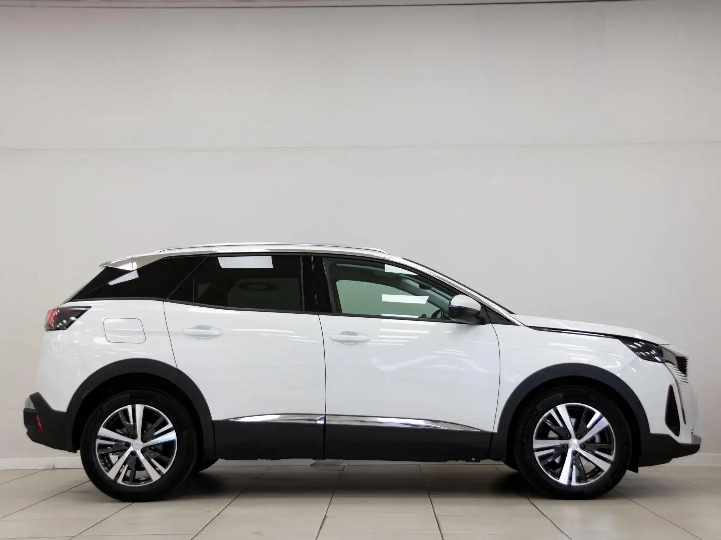 Peugeot 3008 1.2 PureTech S&S Allure 130 Blanco - 2