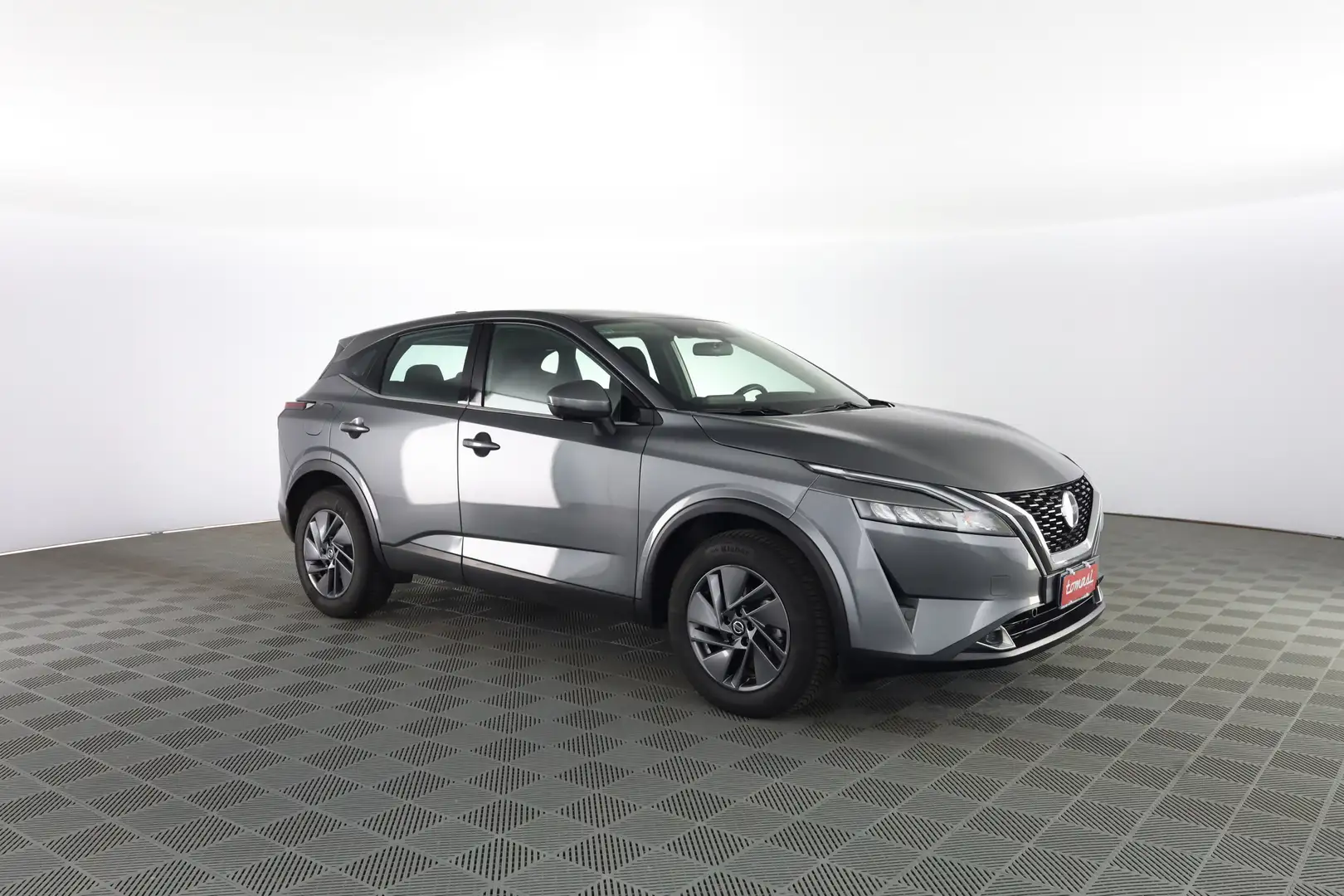 Nissan Qashqai MHEV 140CV Business FARI LED Grigio - 2