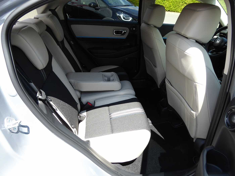 Honda HR-V Hybrid e:HEV 1.5 i-MMD Advance Style — photo 13