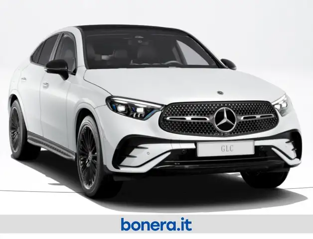 Mercedes-Benz GLC view 2
