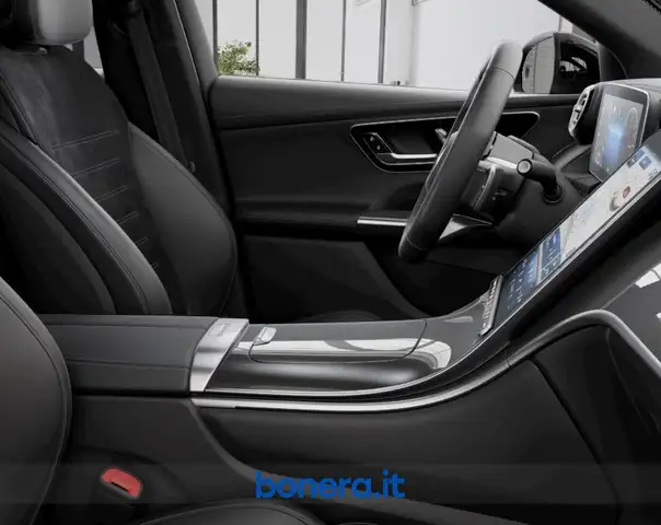Mercedes-Benz GLC view 7