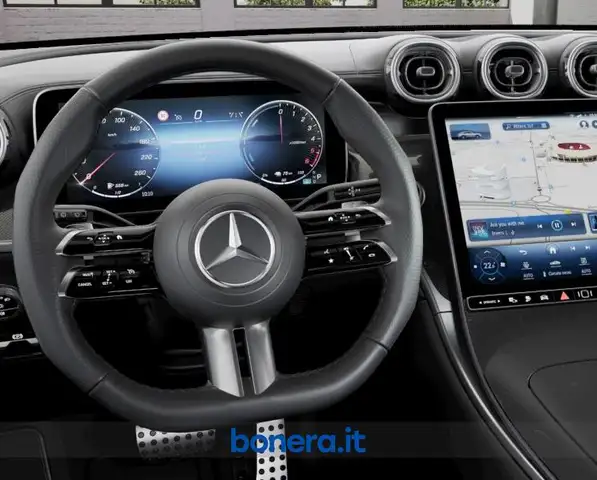 Mercedes-Benz GLC view 5