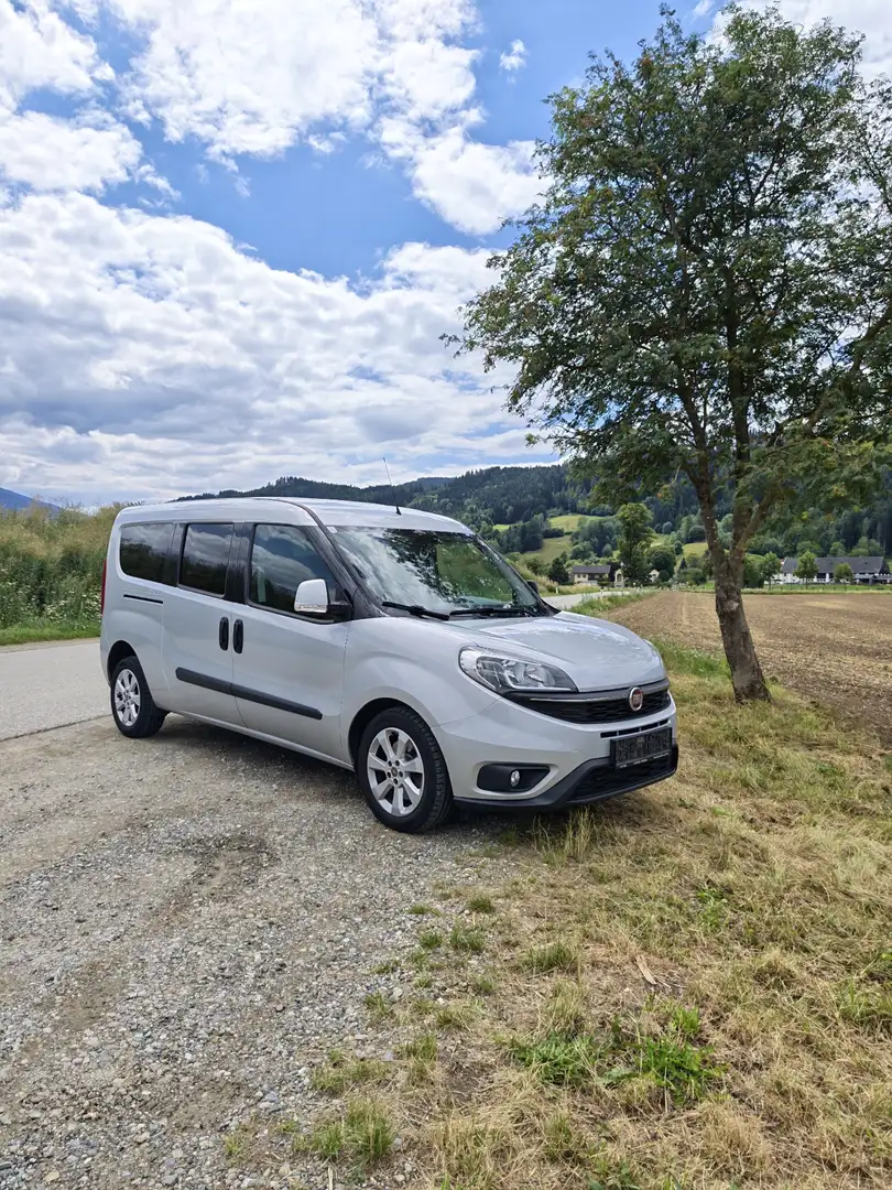 Fiat Doblo 1.6 16V Multijet Start&Stopp Emotion Family - 1